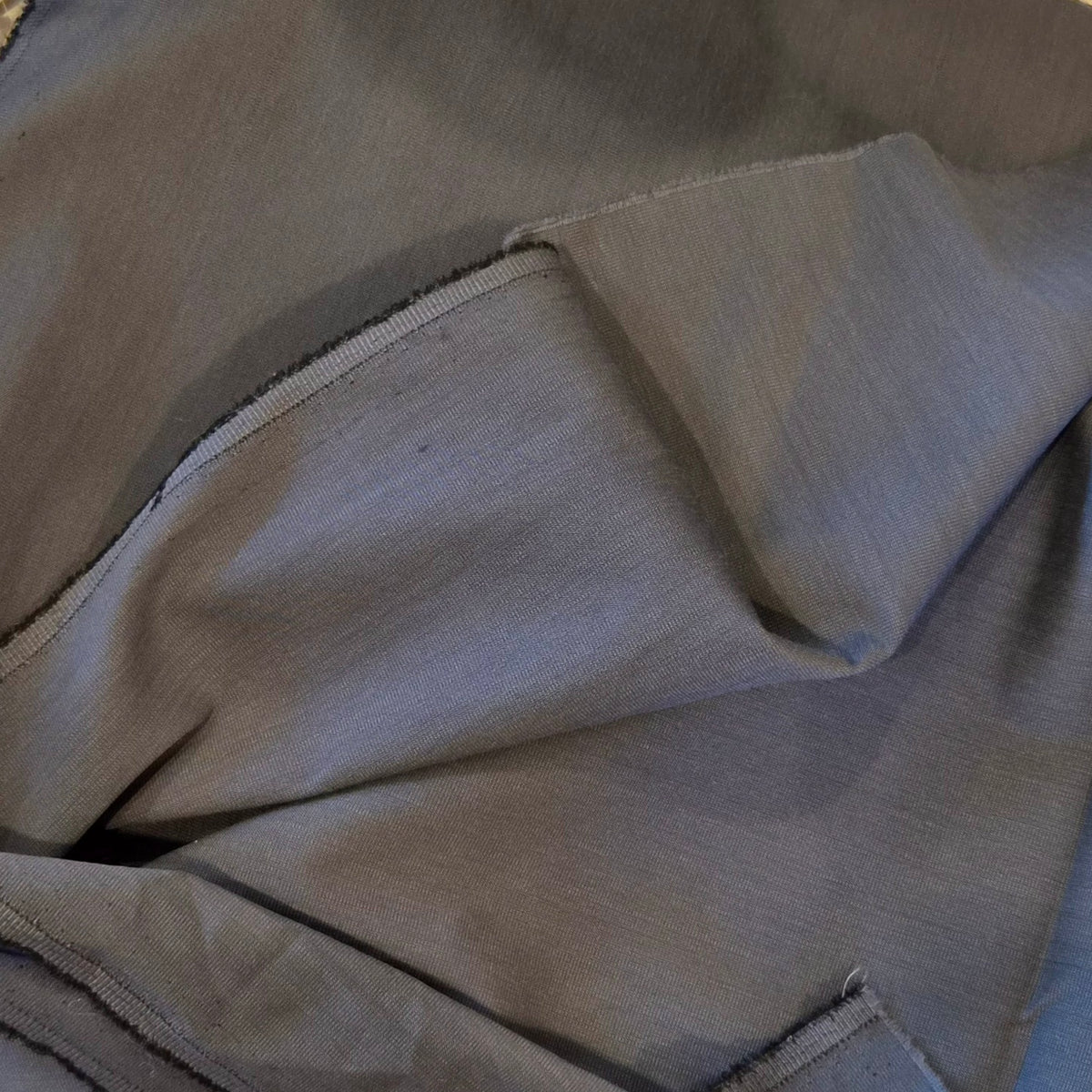 1.4m Deep grey wool suiting