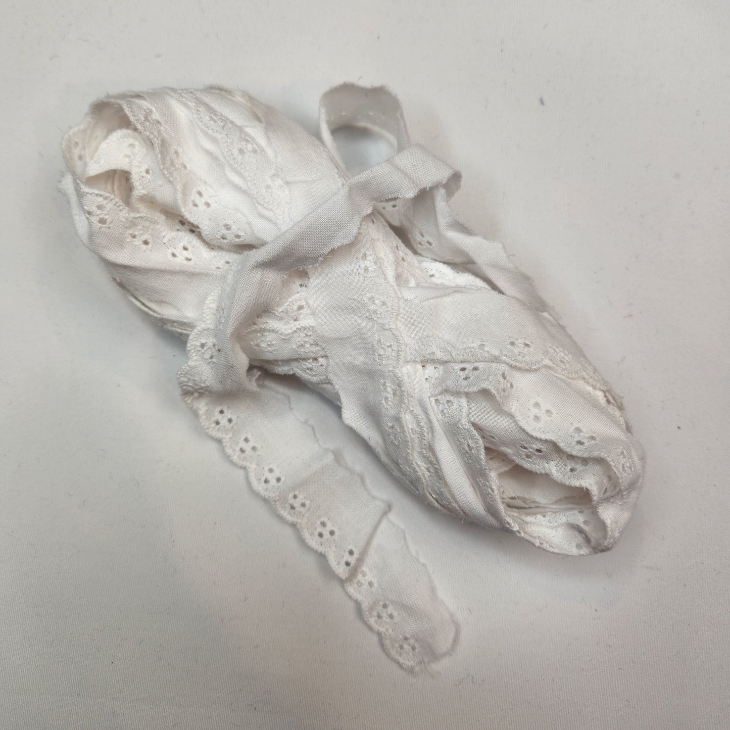 10m White broderie cotton lace