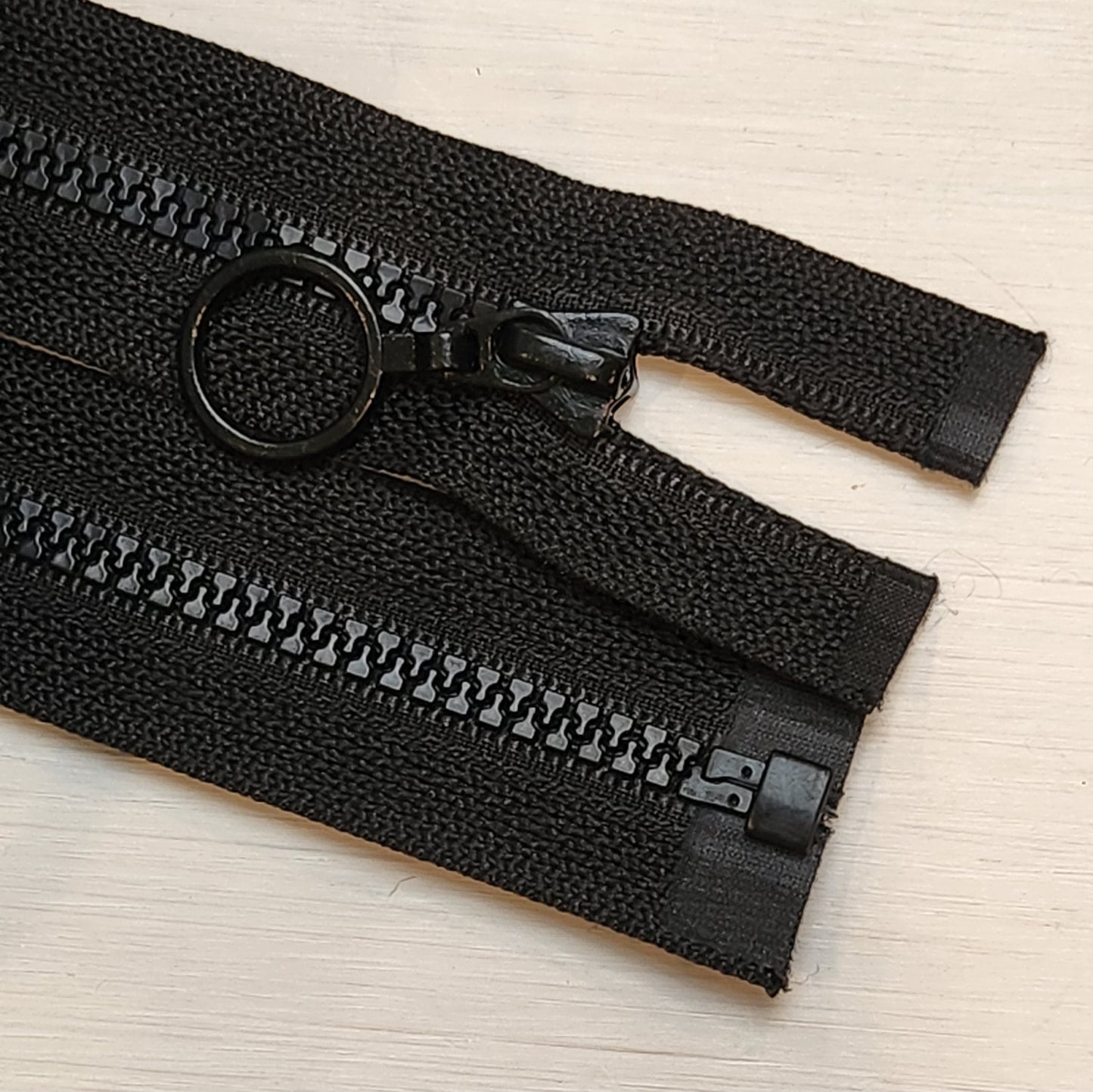 45cm Open-ended zip