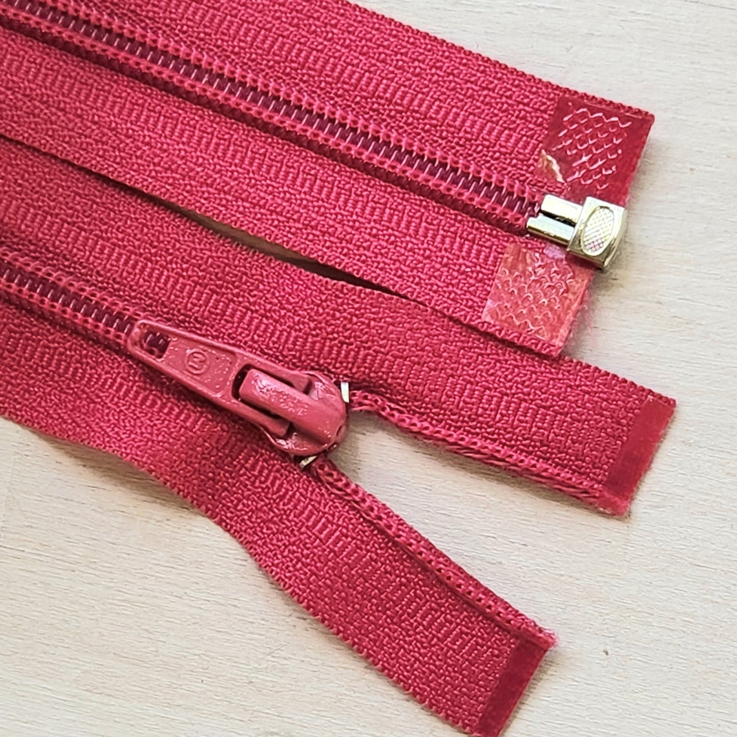 49cm Open-ended zip