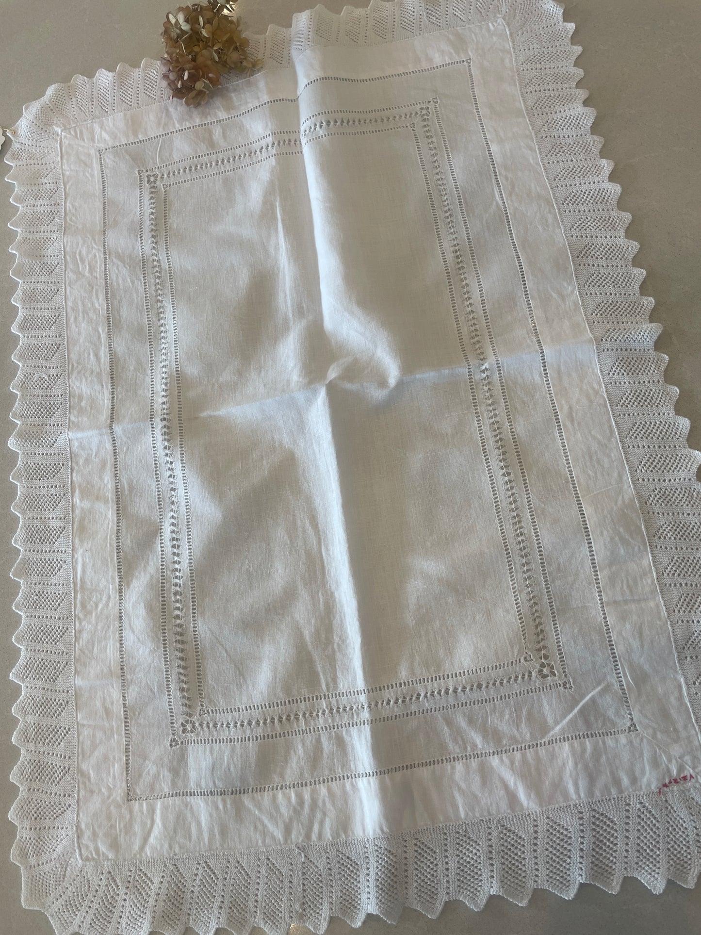 white linen heirloom drawn thread crochet edge table centre