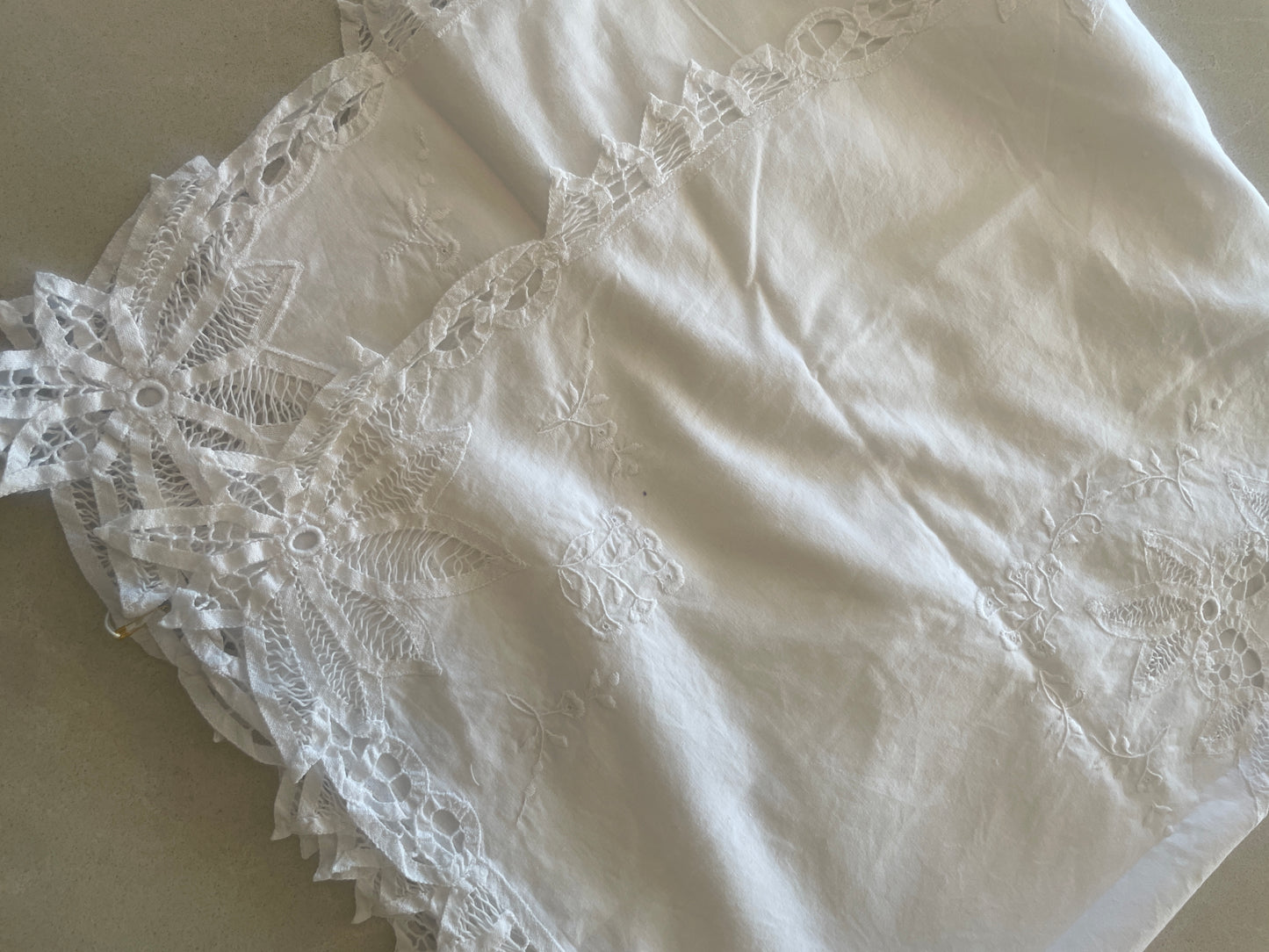 90cm square tea cloth