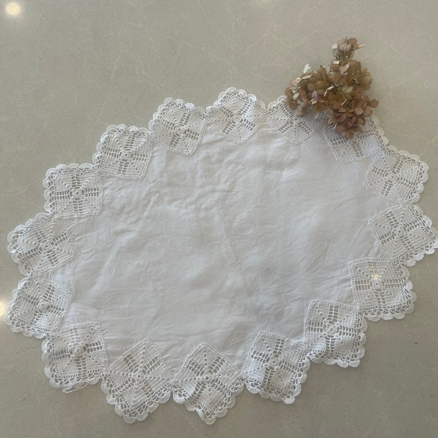 crochet edge table centre