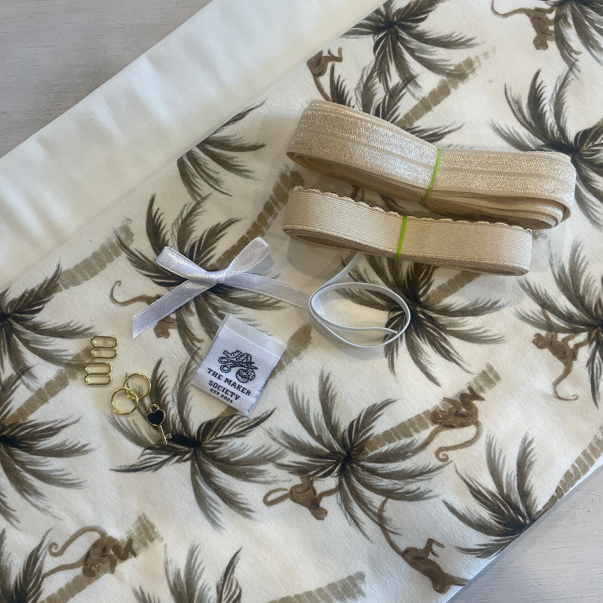 Monkey forest Harper bralette kit