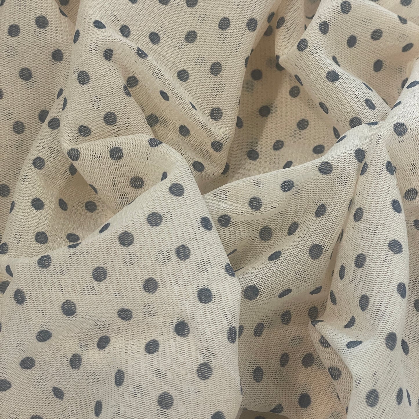 Holly spot mesh