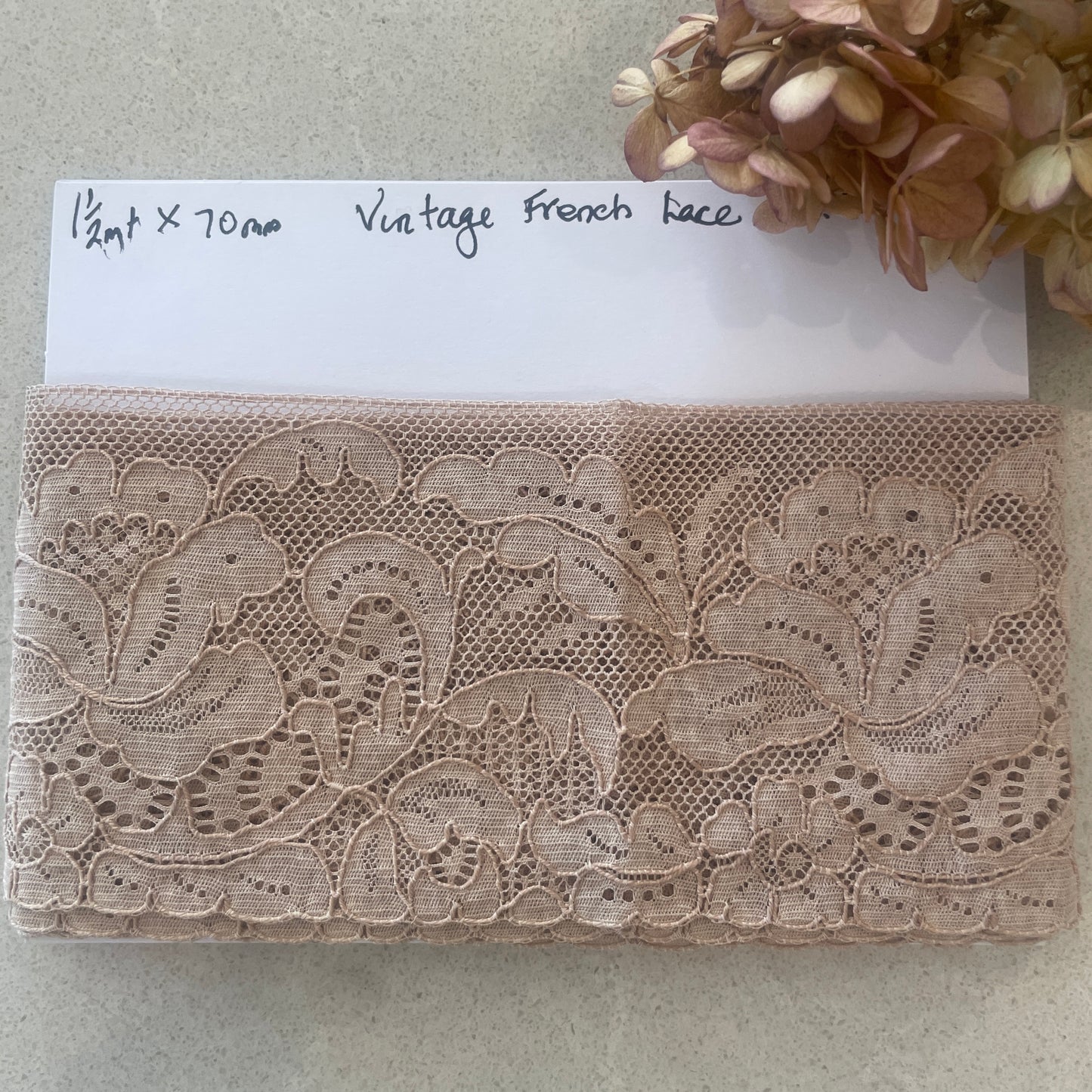 1.5m vintage French lace #114