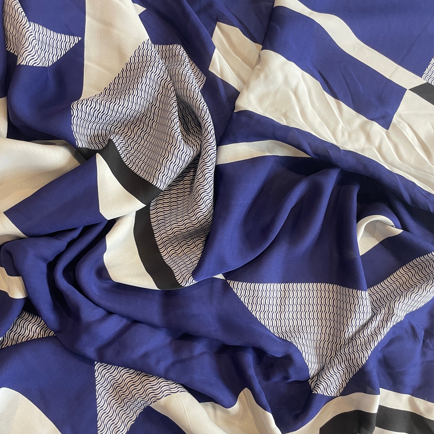 Art block silk crepe de chine