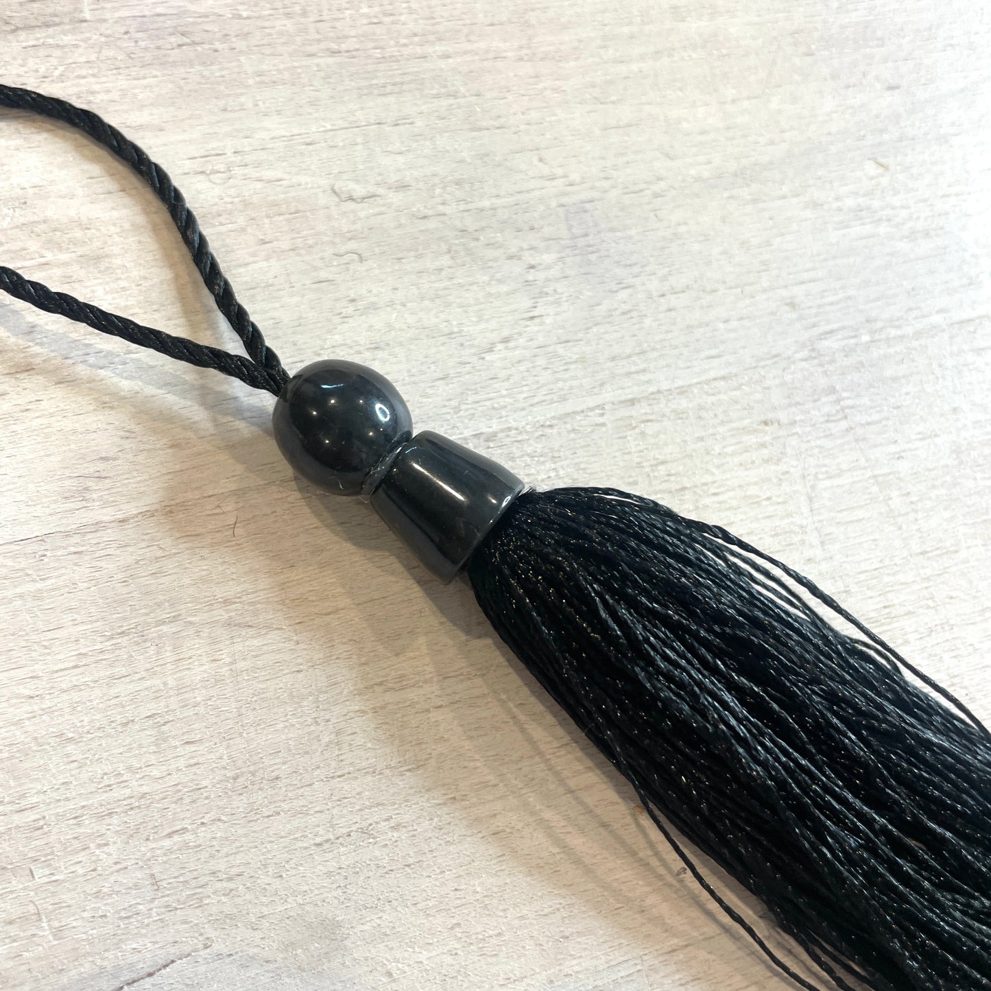 Long black tassel 22cm