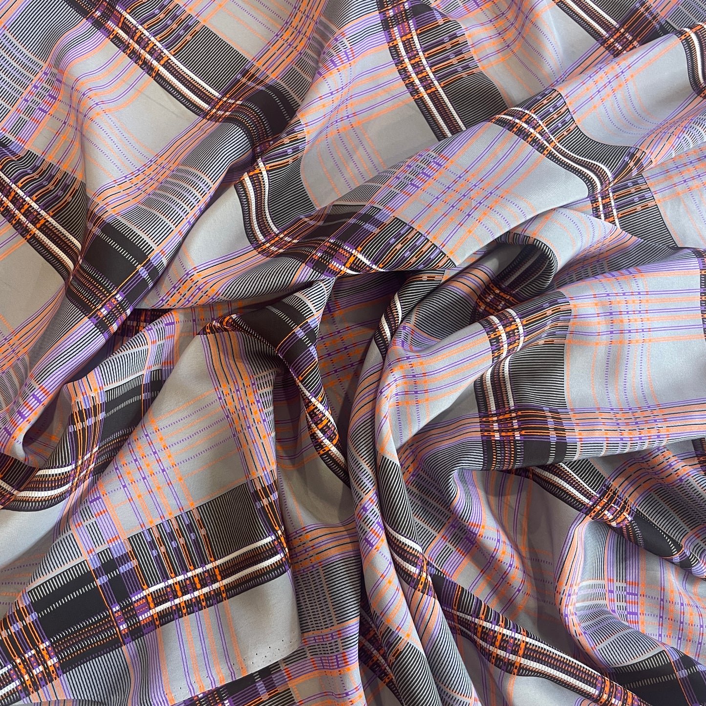 2.35m Data check Silk Crepe de Chine