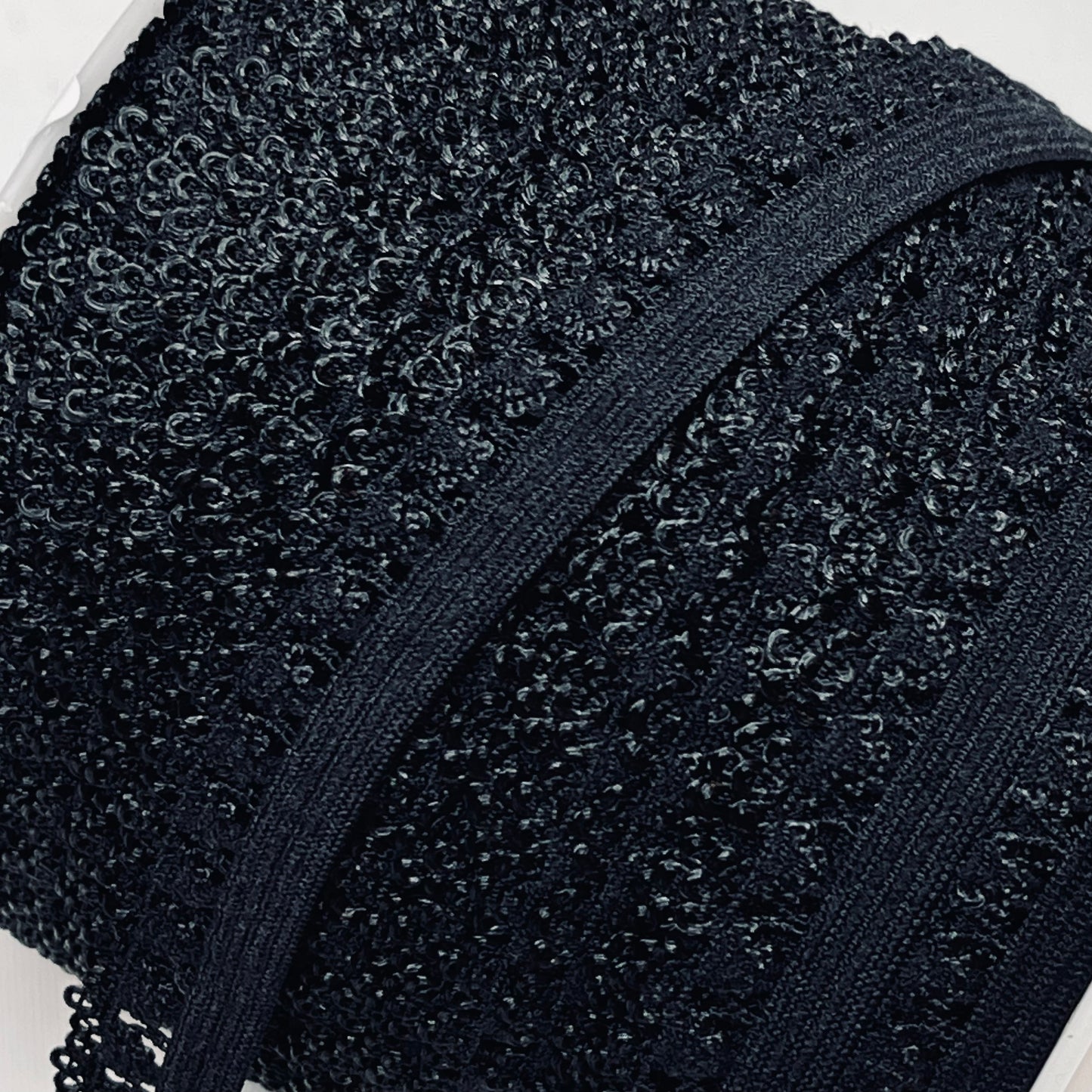 Black Crown Edge Picot