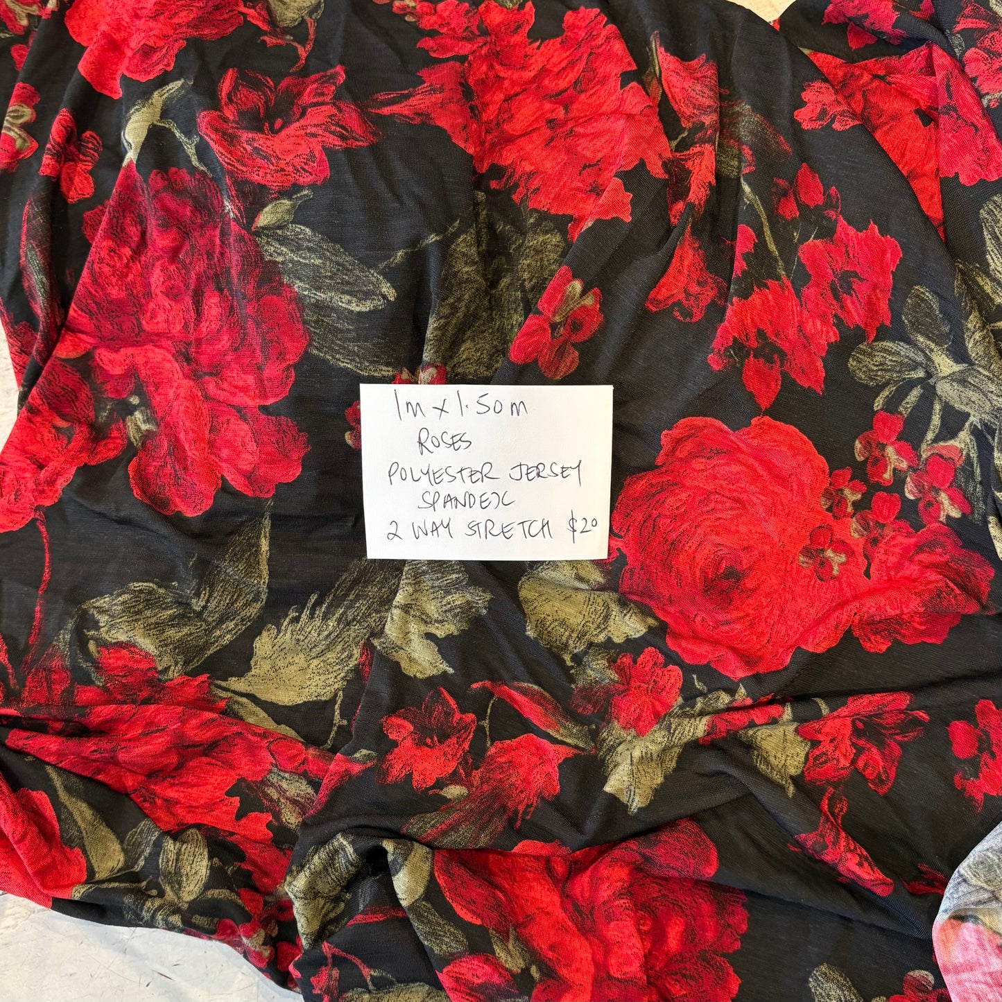 1m Roses Polyester Jersey
