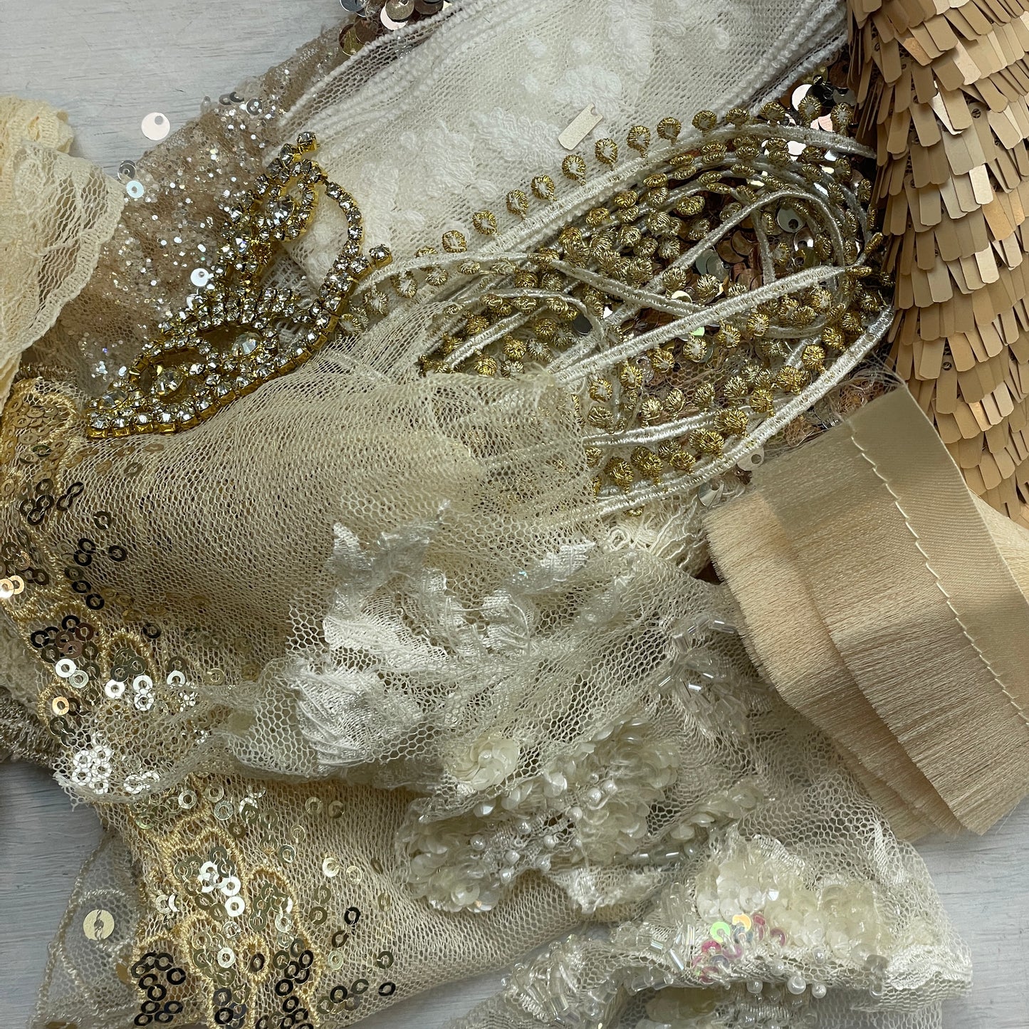 Cream gold couture pack