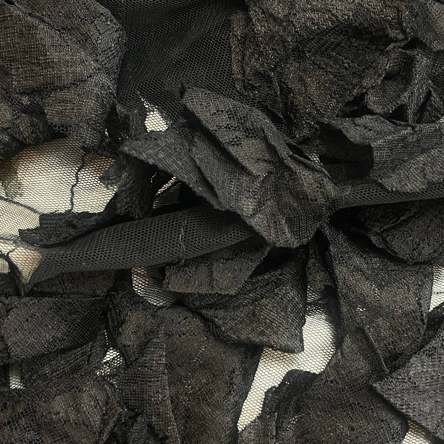 Lulu lace flower fringed mesh