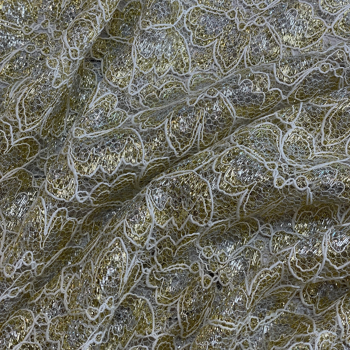 Holly metallic lacy