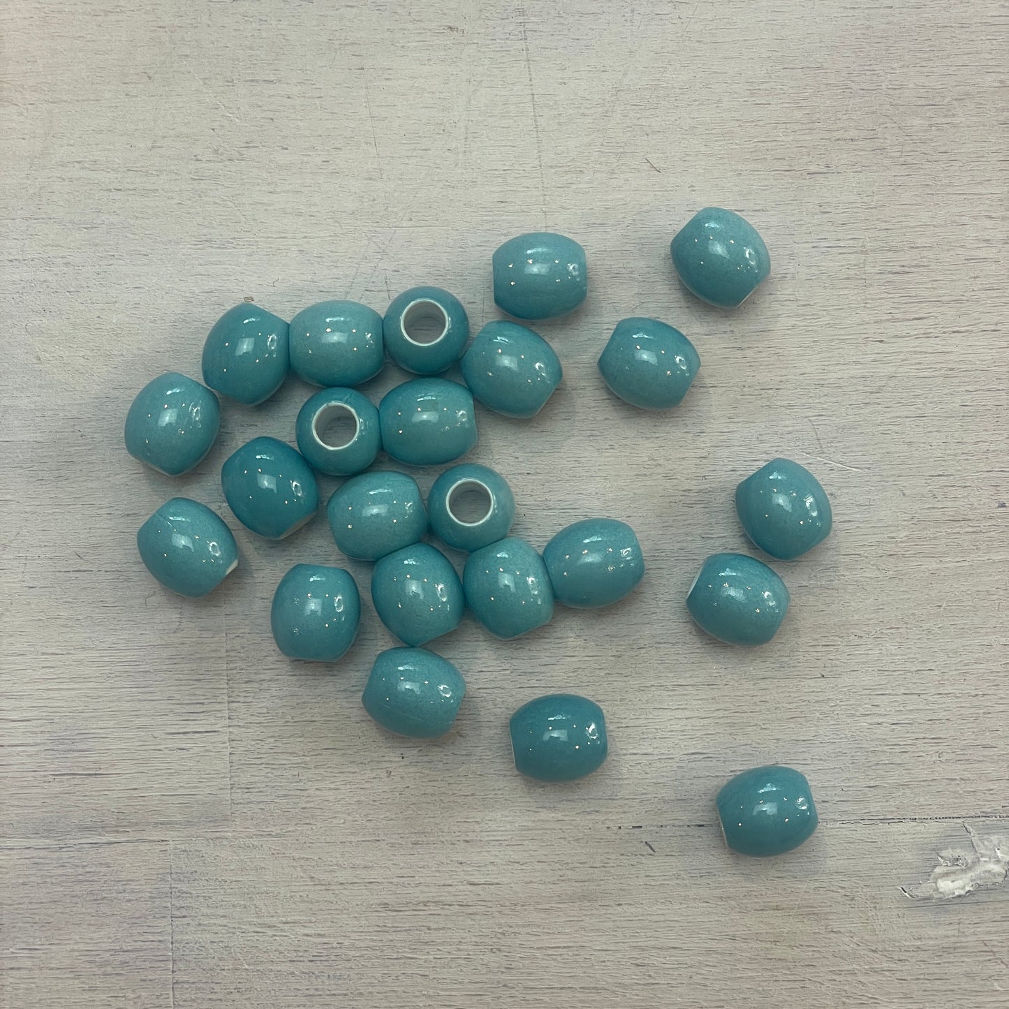 Aqua toggle beads 20 pack