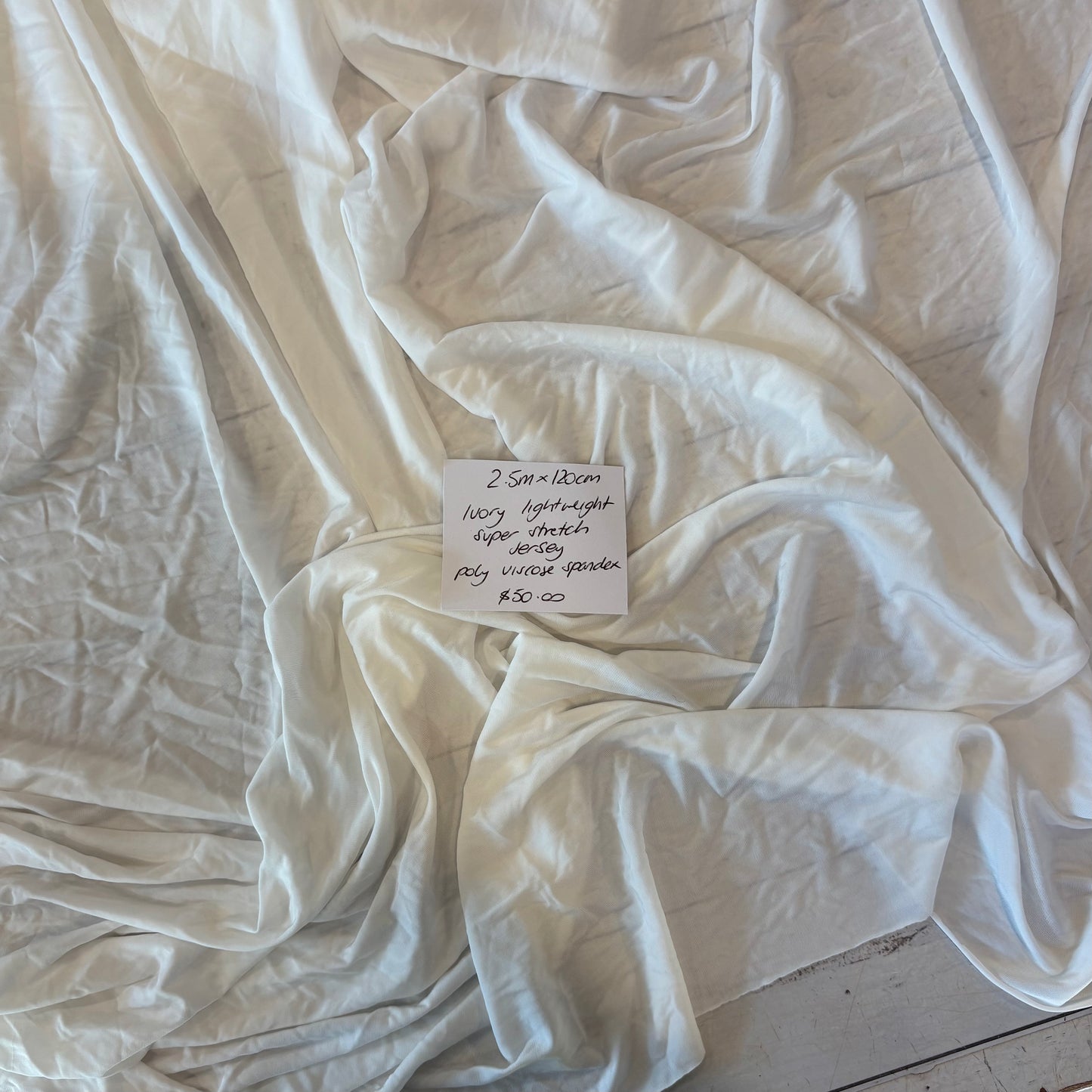 2.5m Ivory Lightweight Super Stretch Jersey