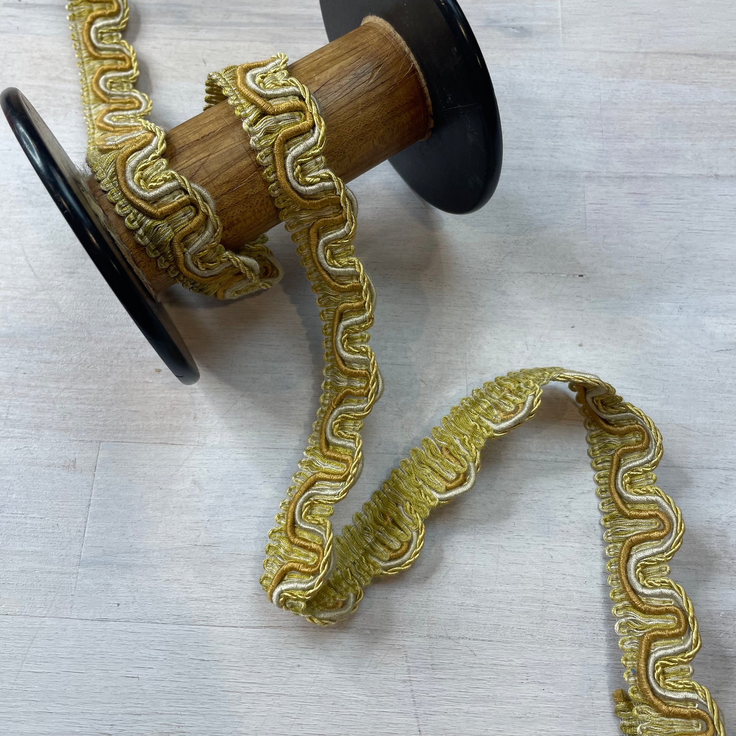 Sunbeam Swirl Trim