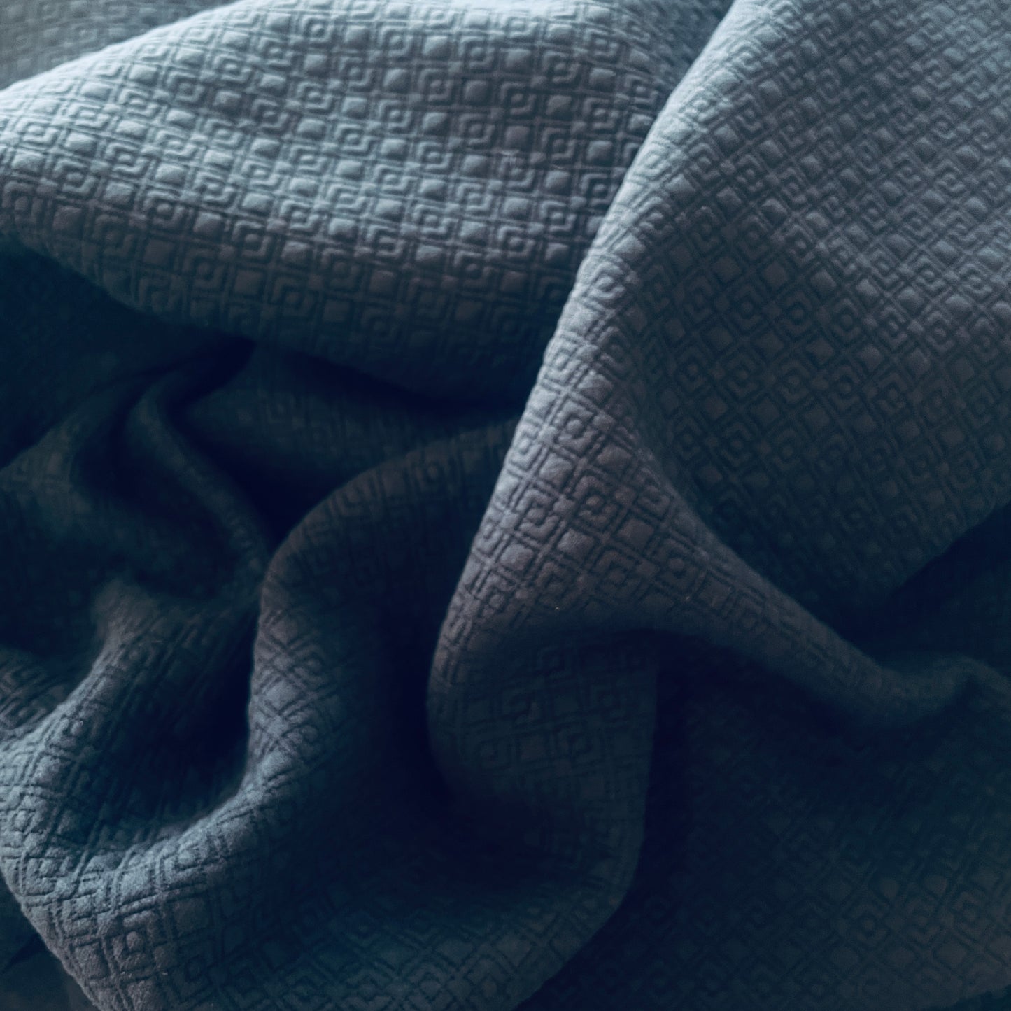 1.7m black diamond jacquard double knit