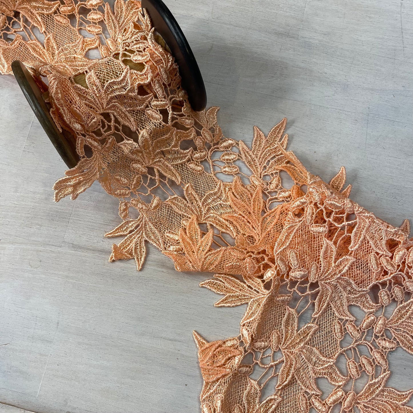 Peach Leaves Lace Trim