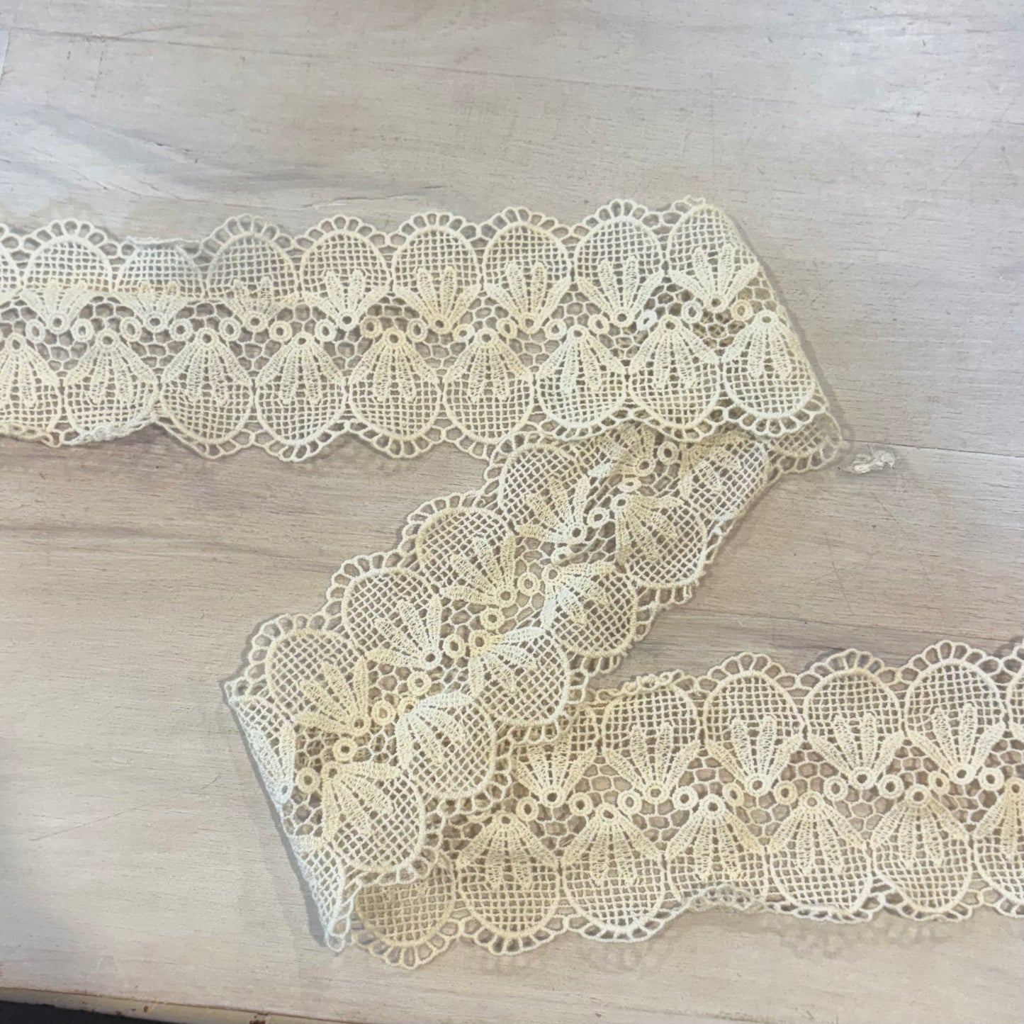 1.65m Cream Crochet Insertion Lace