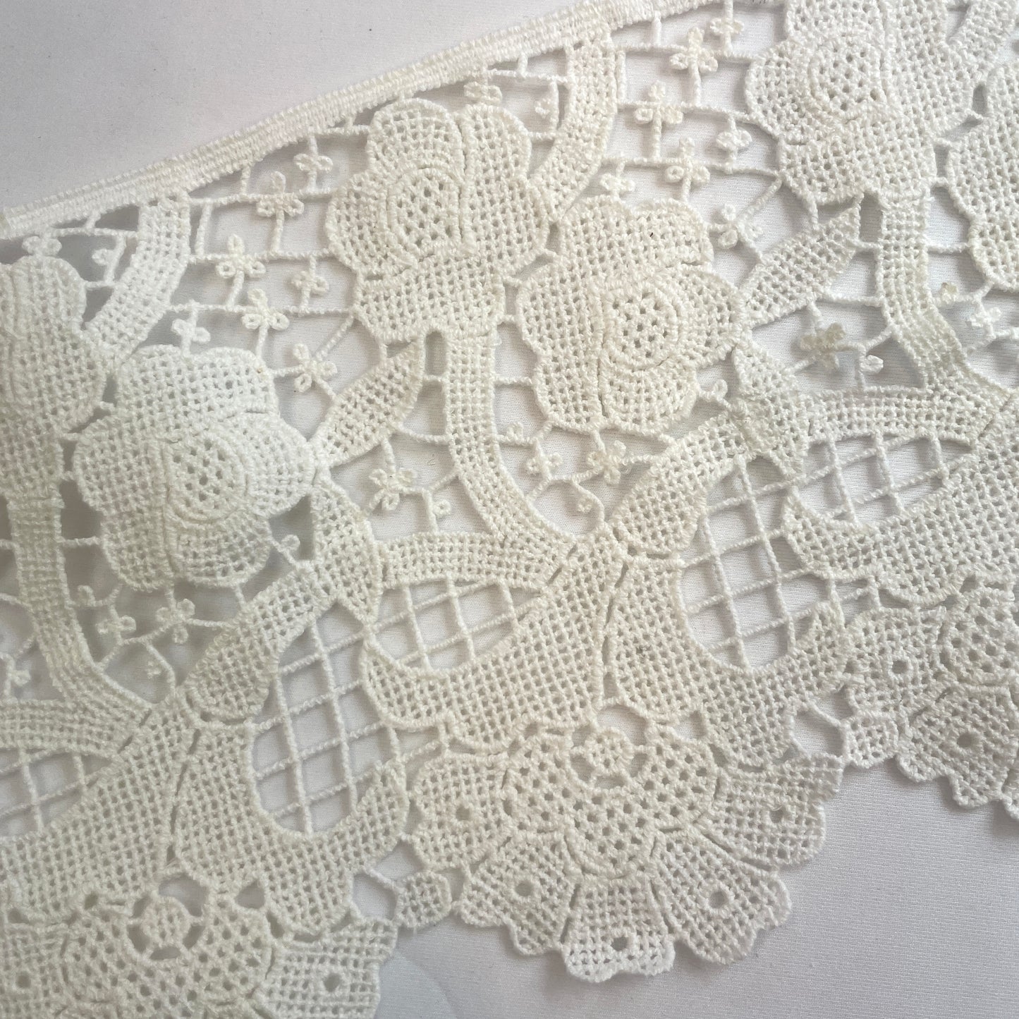 Vivienne cotton crochet lace