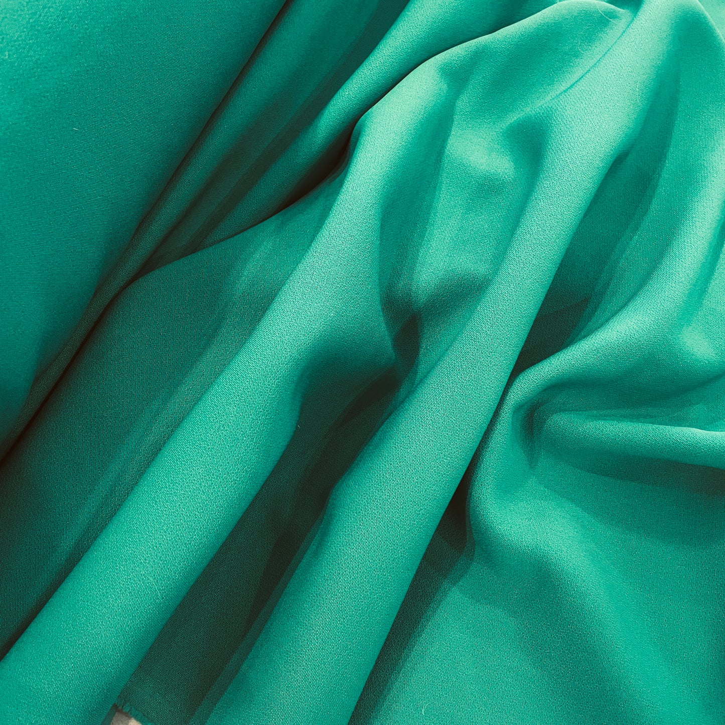 Coco emerald Stretch Suiting