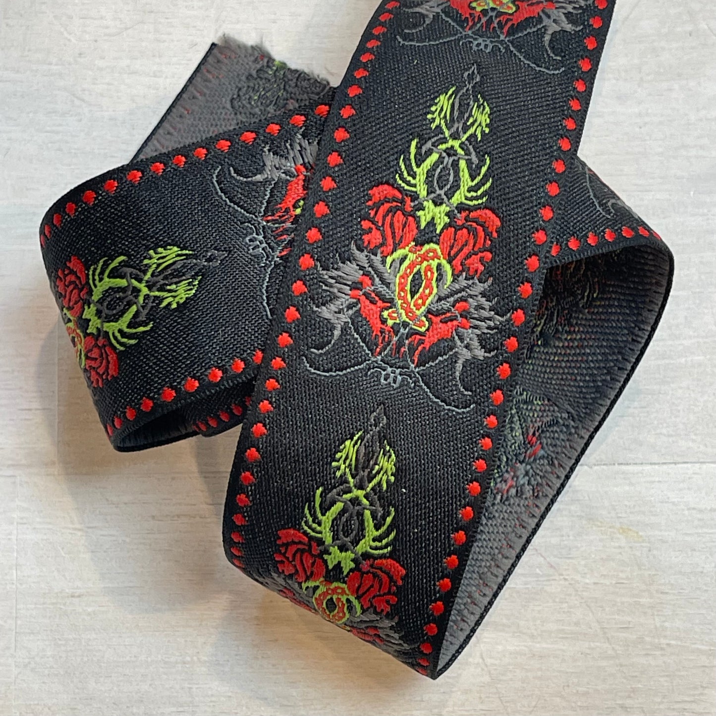 70cm Embroidered Braid