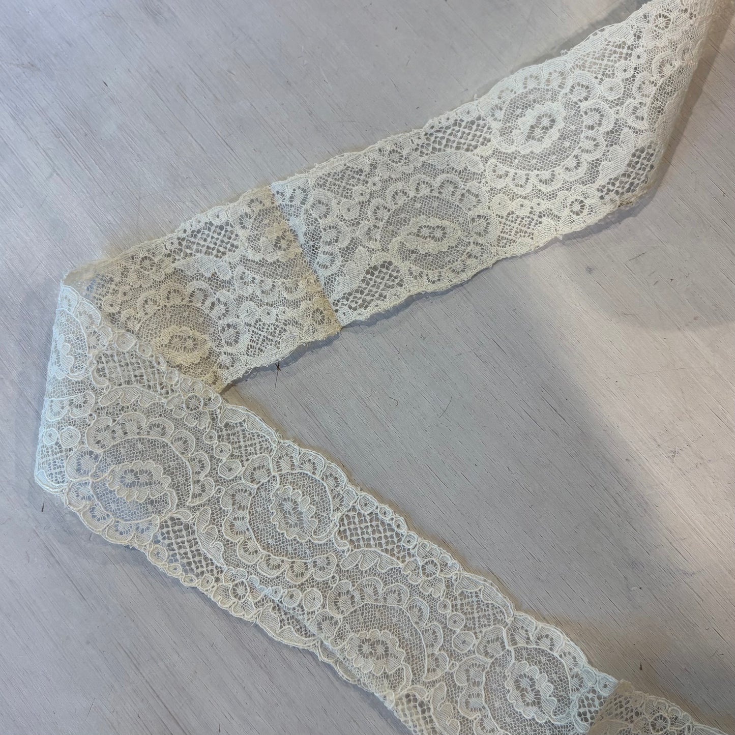 Quinn Vintage English Lace
