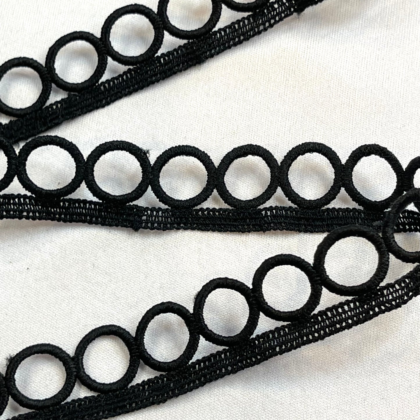 circle edging maxi black