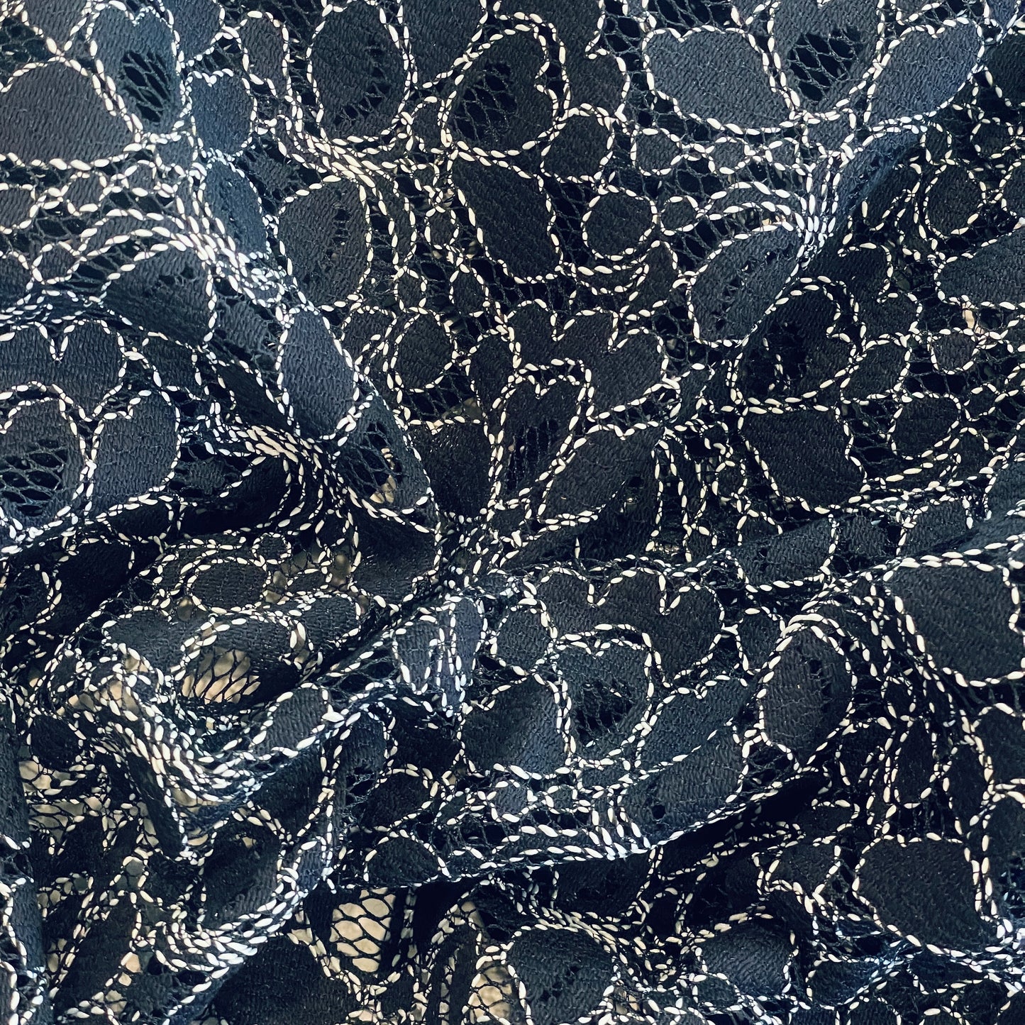 Mina navy petals lace