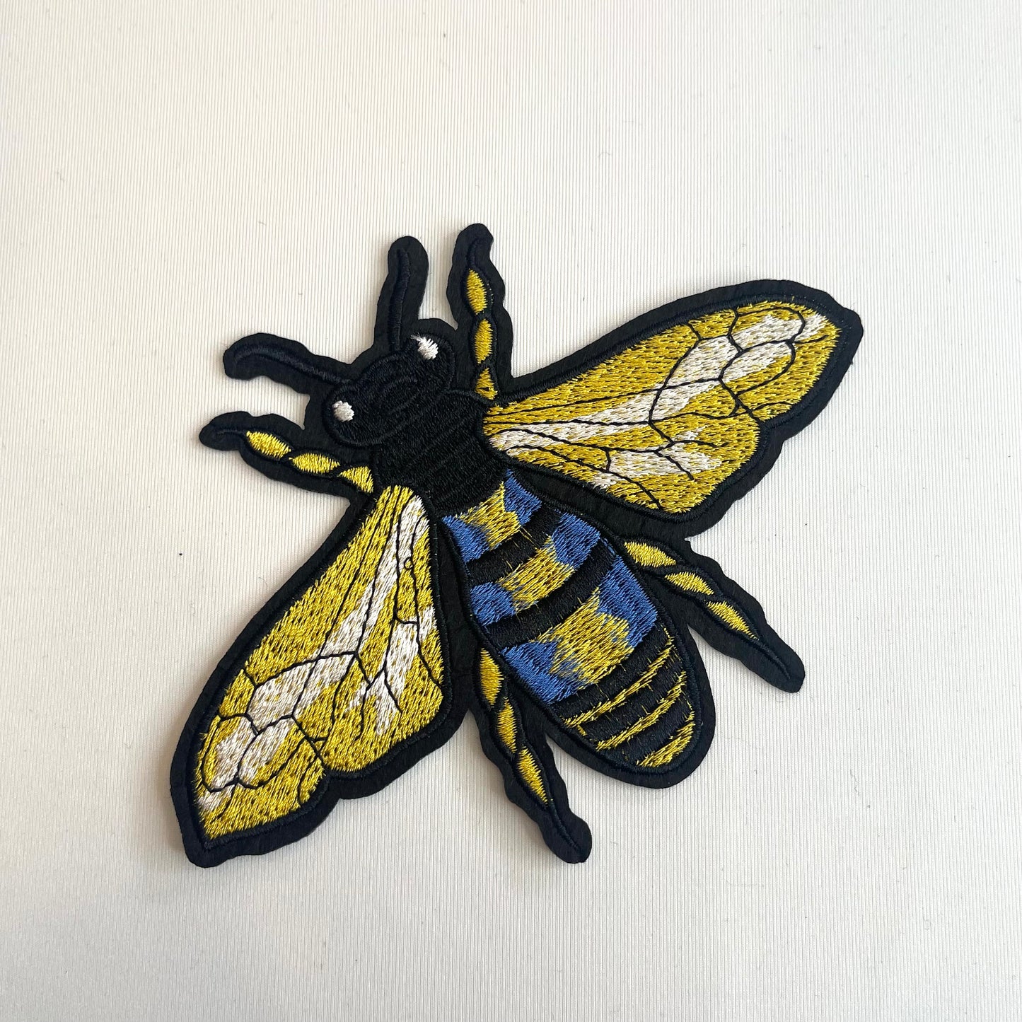 Bumble Bee Small Iron-On Motif