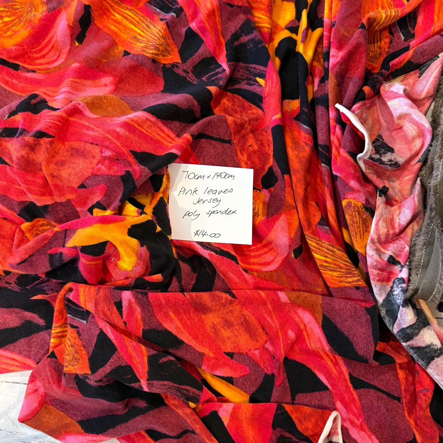 70cm Pink Leaves Jersey