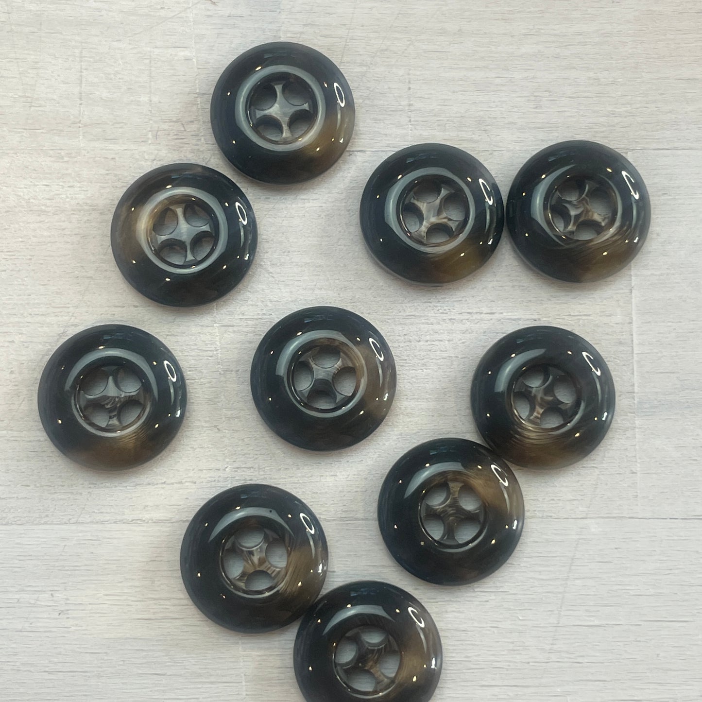 20mm brown tortoise shell 4 hole retro Button