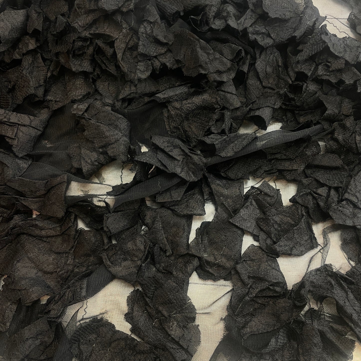 Lulu lace flower fringed mesh
