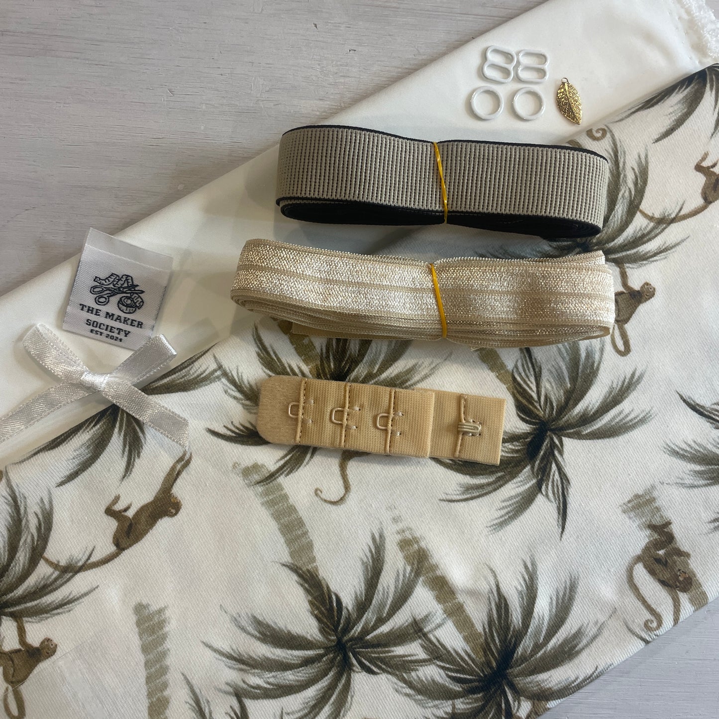 Monkey forest Lily Bralette Kit