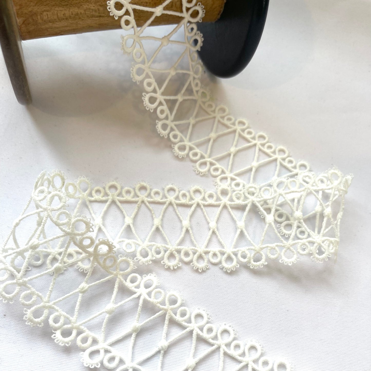 Eliza White Lattice Lace Large