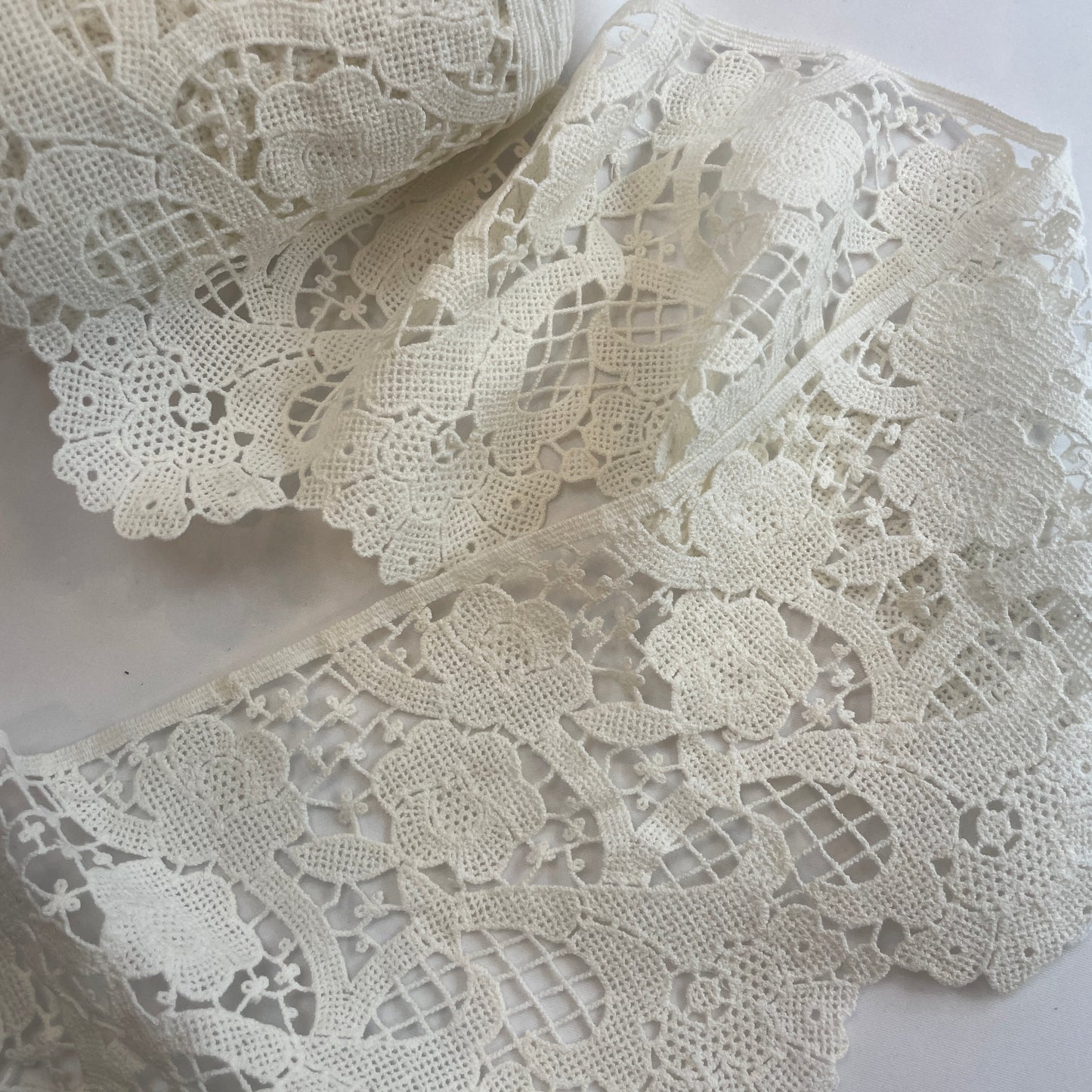Vivienne cotton crochet lace