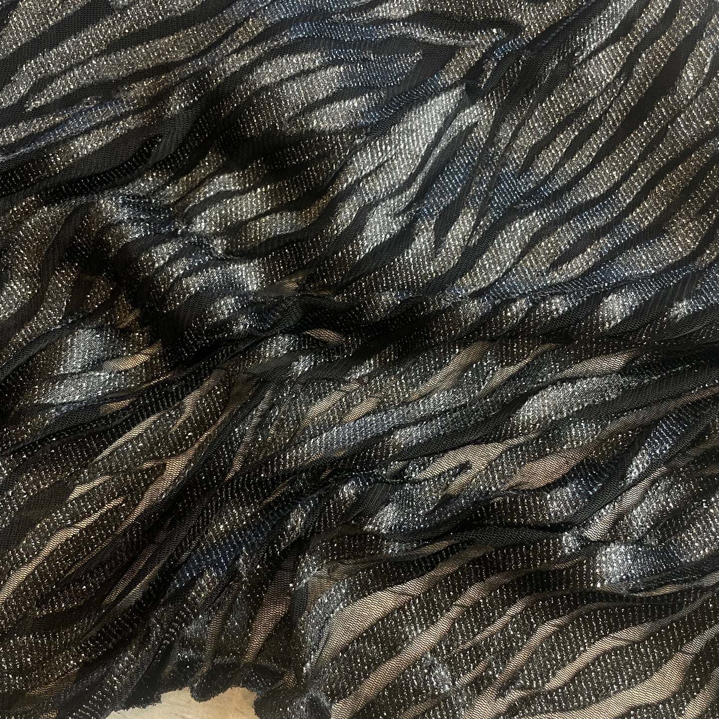 Zebra jacquard lurex mesh