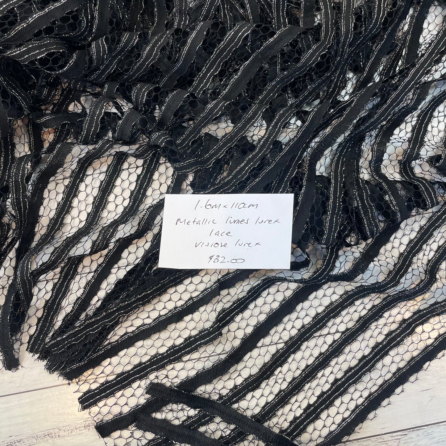 1.6m Metallic Lines Lurex Lace