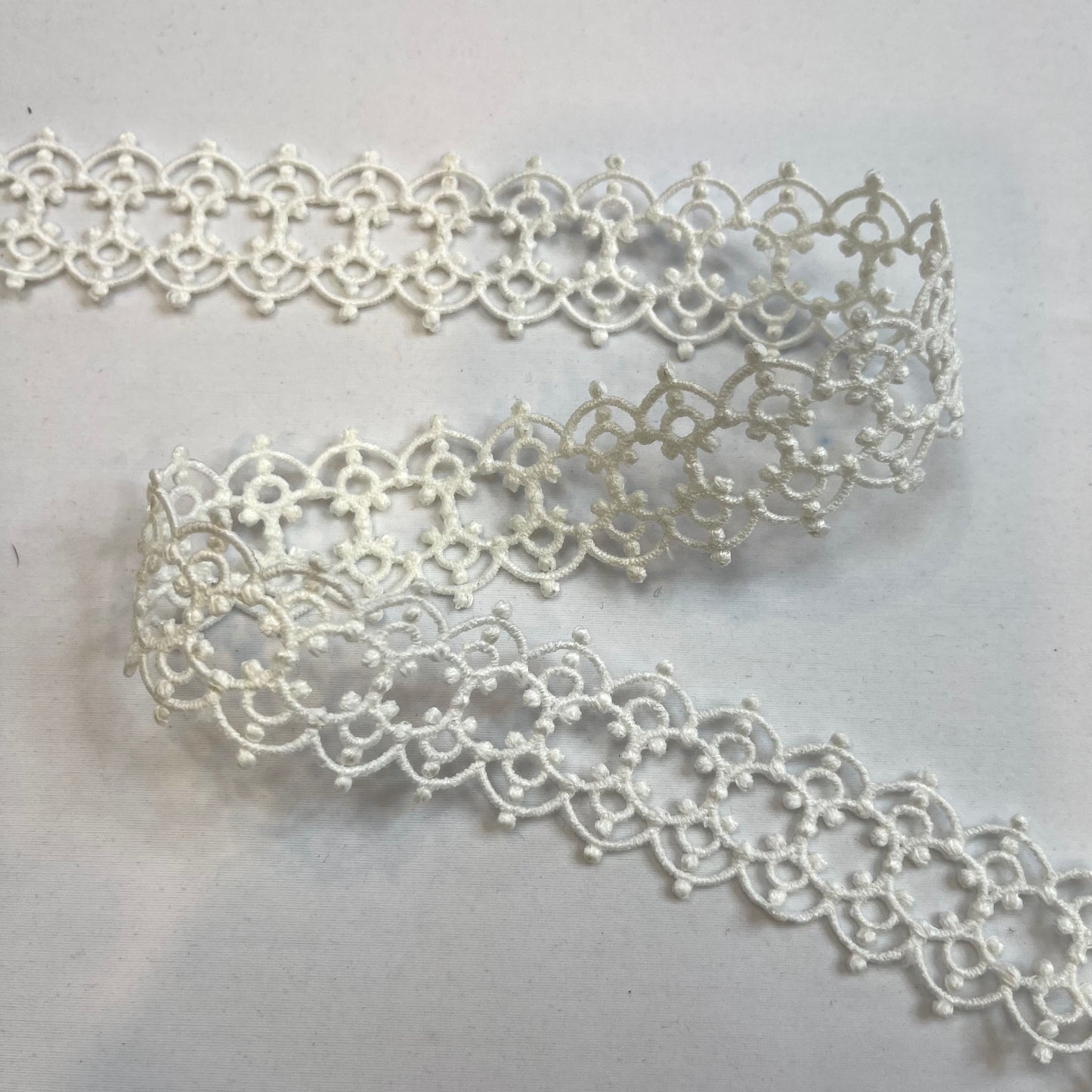 Vatican White Guipure Lace Small