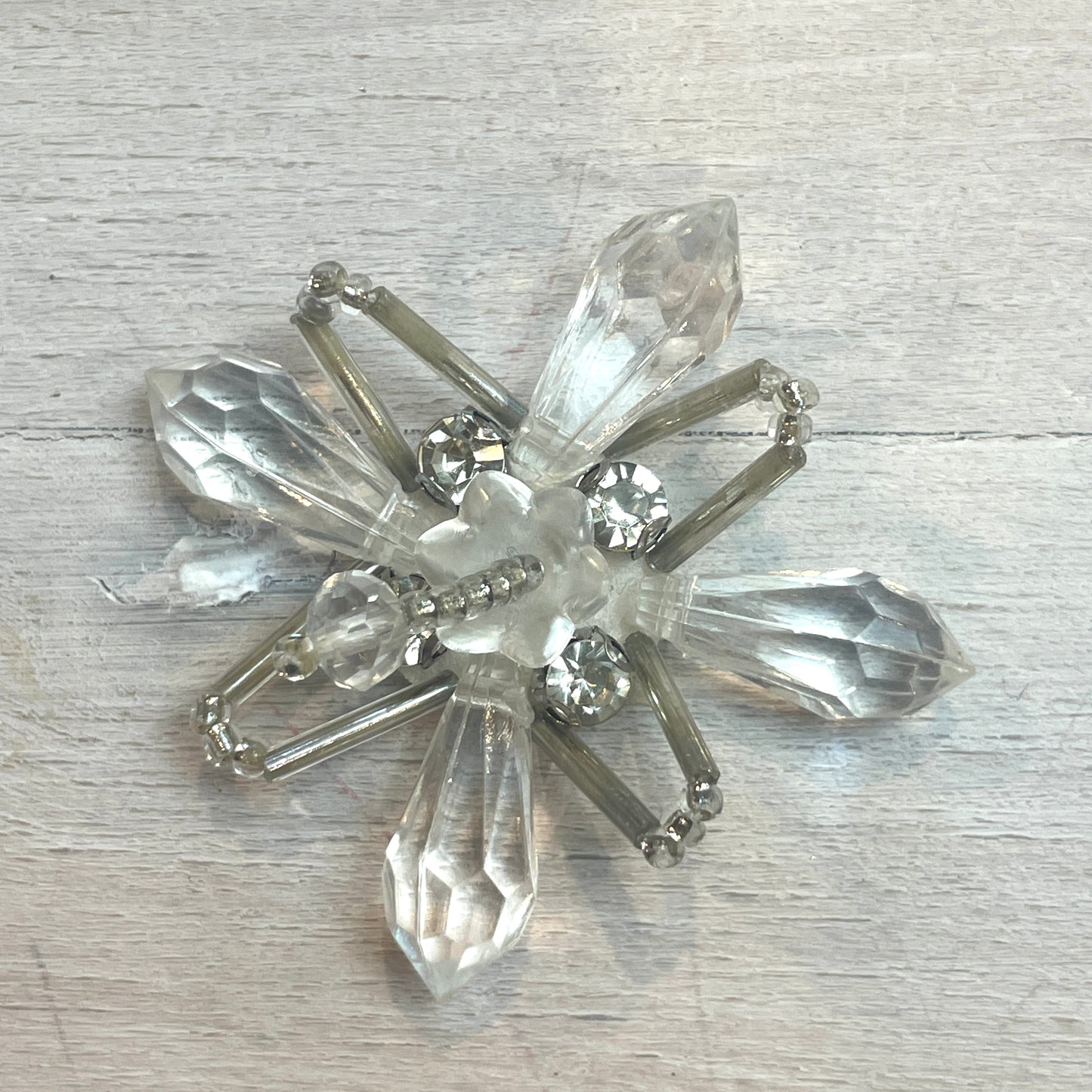 ice crystal flower motif