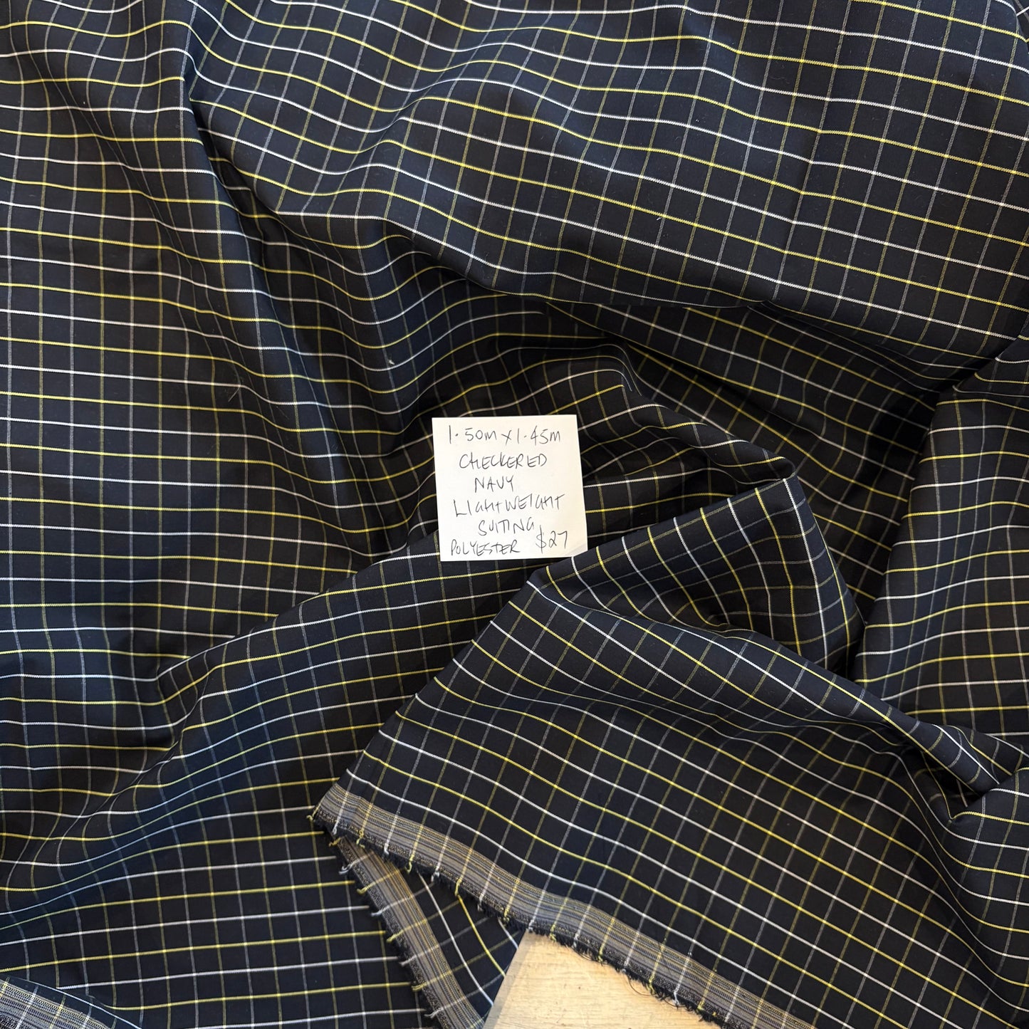 1.50m Checkered Navy Lightweight Suiting