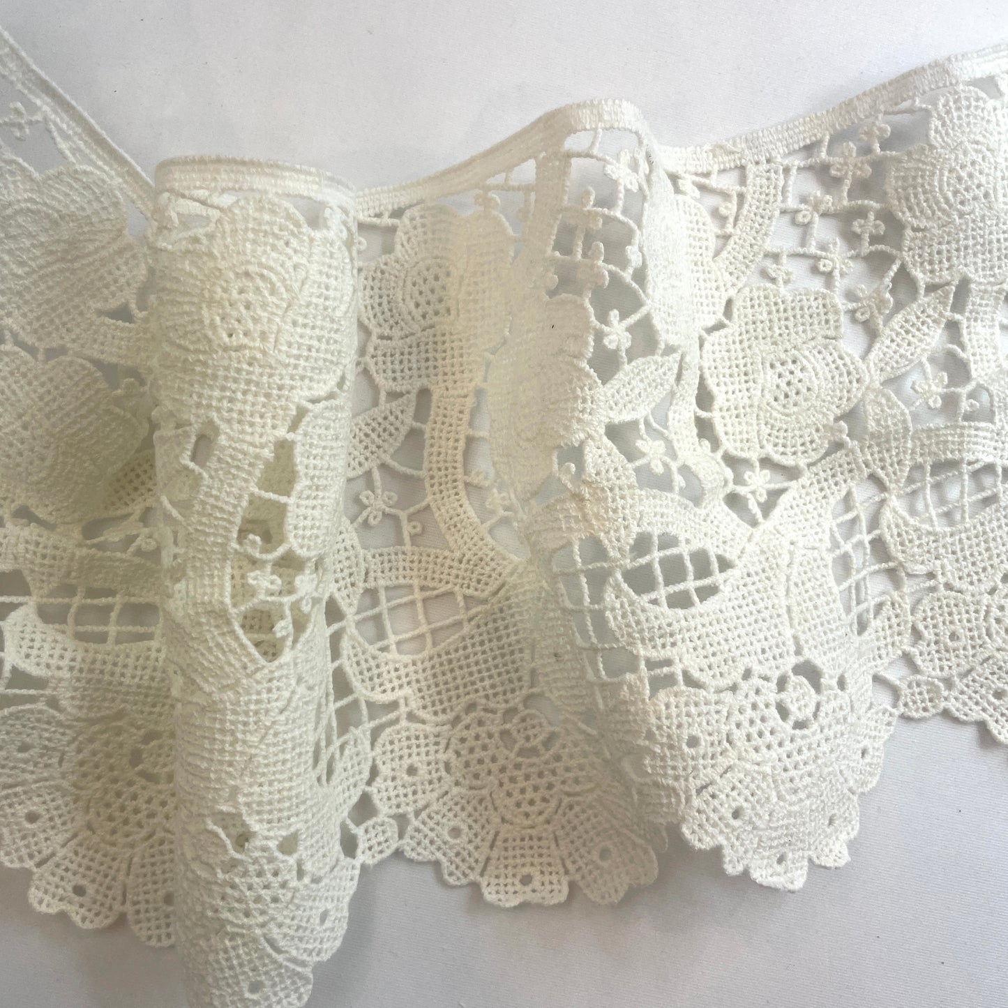 Vivienne cotton crochet lace