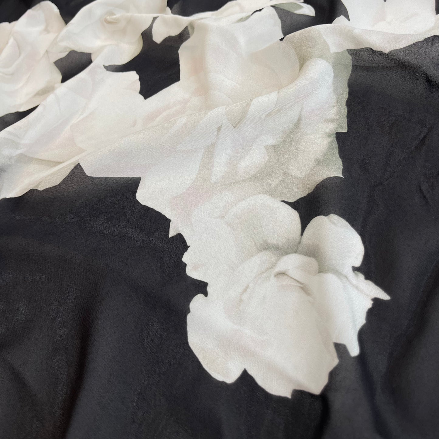 3mtrs Midnight bloom viscose georgette