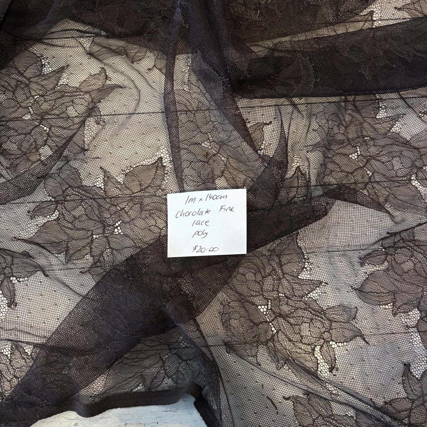1m Chocolate Fine Lace