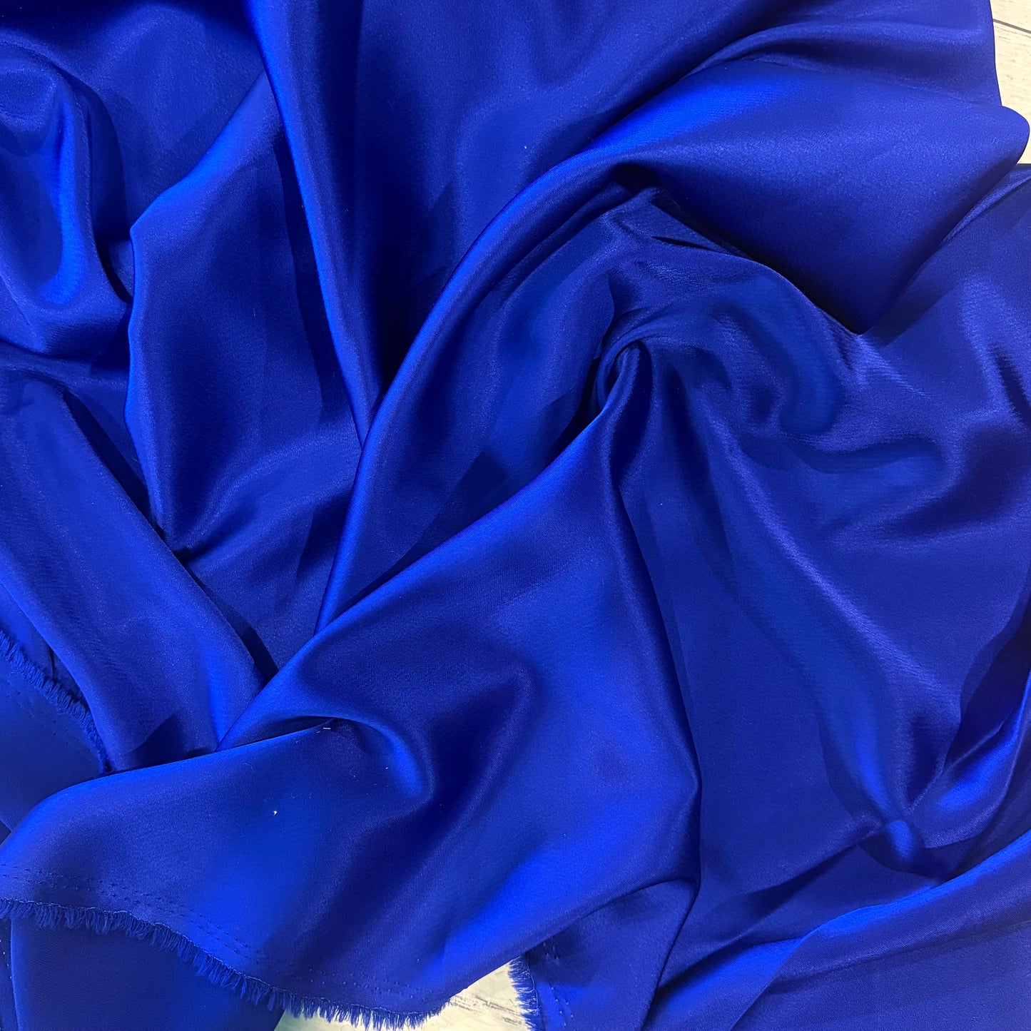 2.2m Royal Stretch Luxe Drape Satin