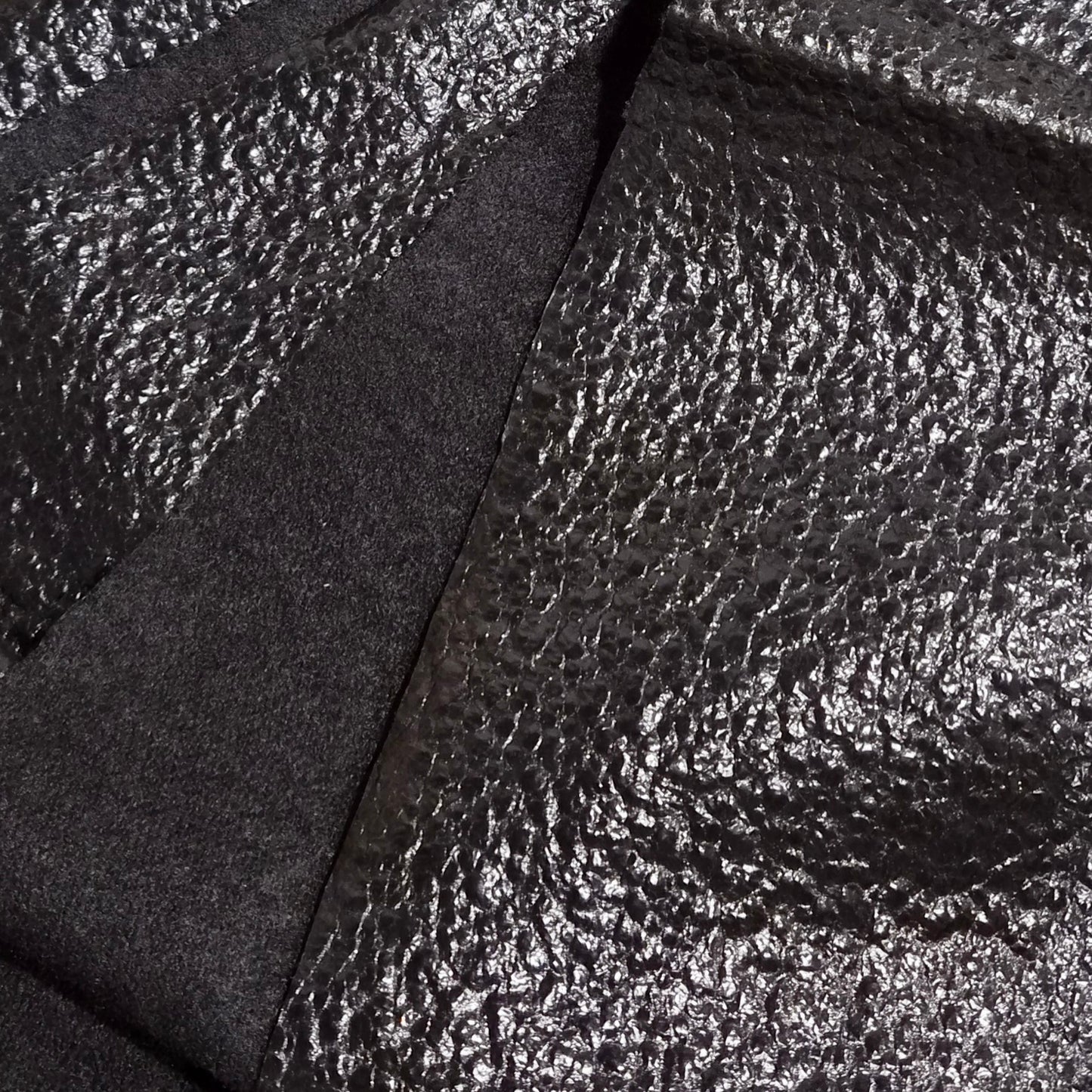 2.25m Black smooth pebbles coated knit coating