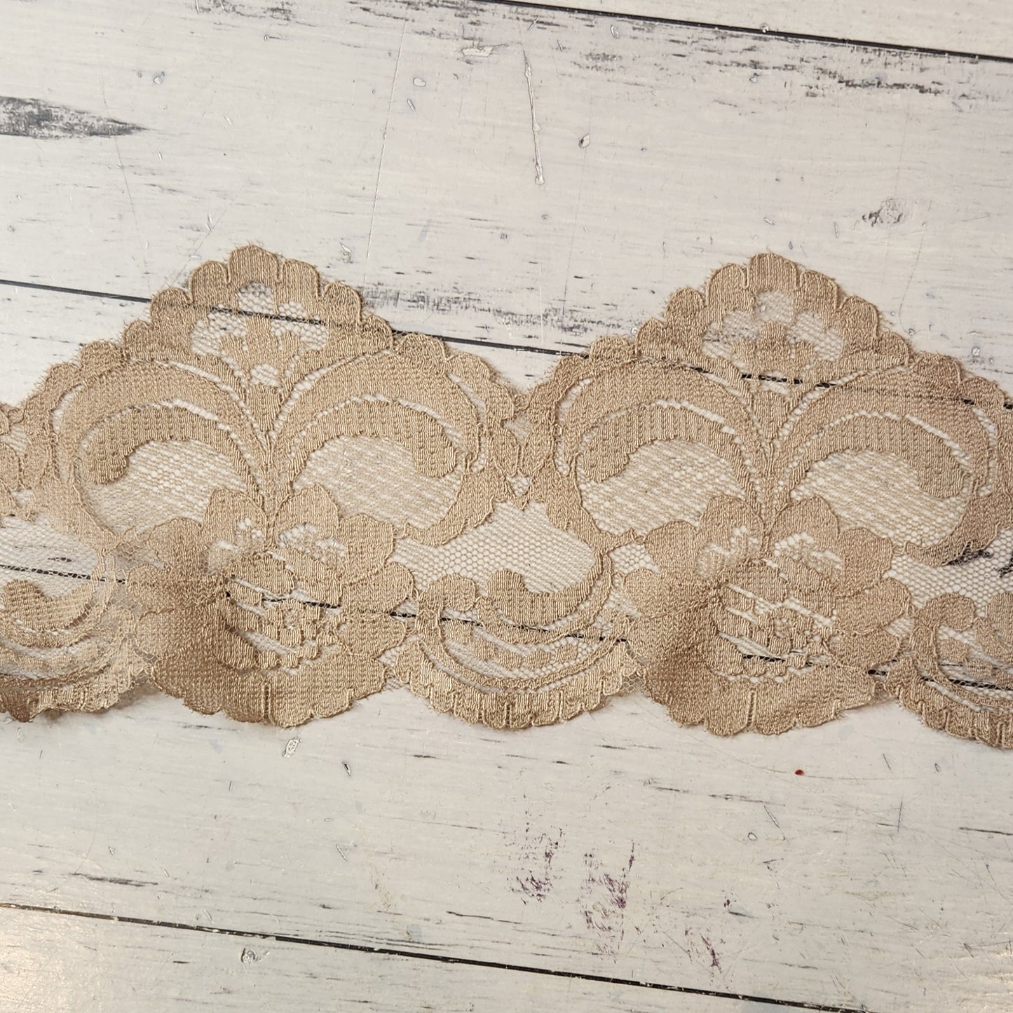 Willow mocha floral lace