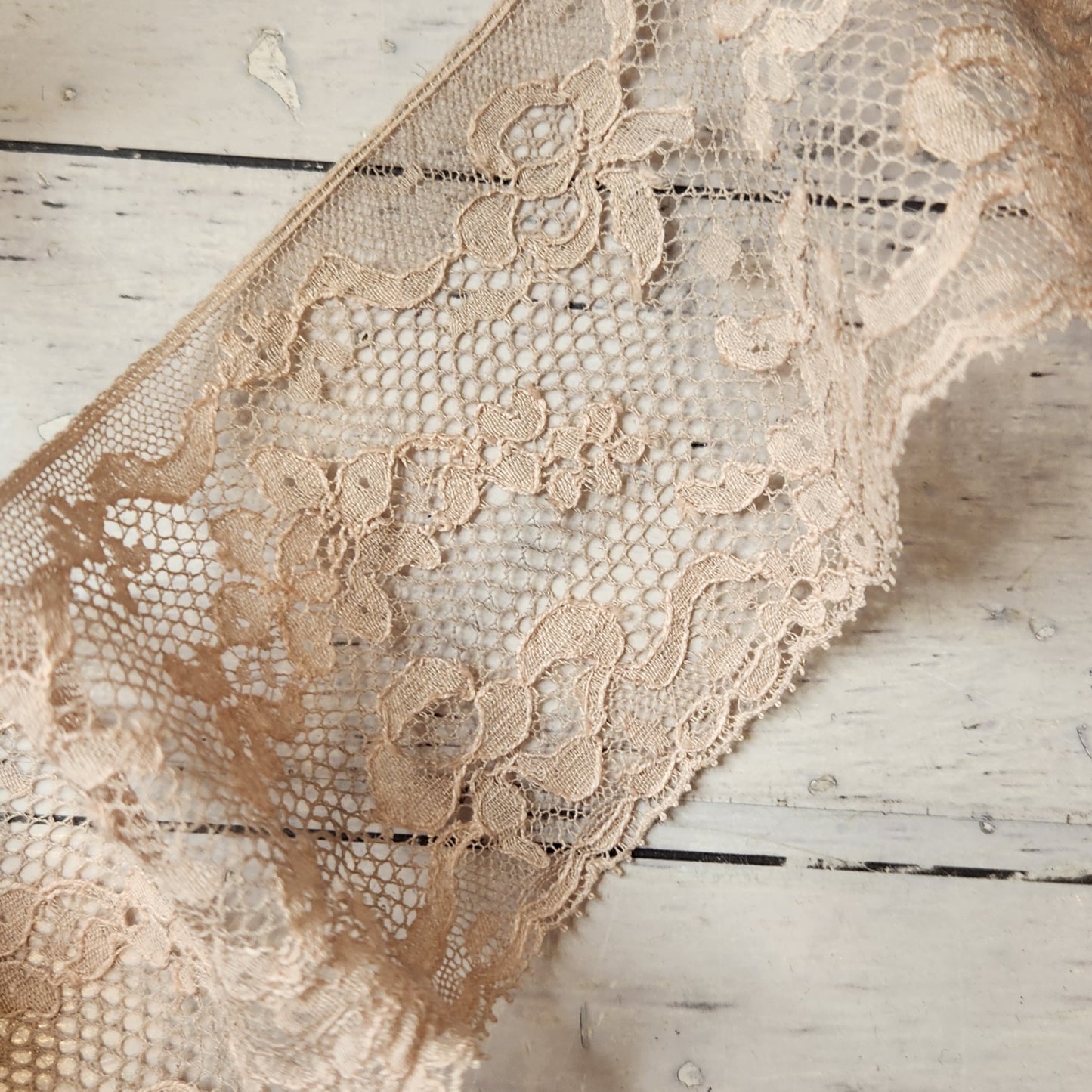 Flowers and bows vintage lace