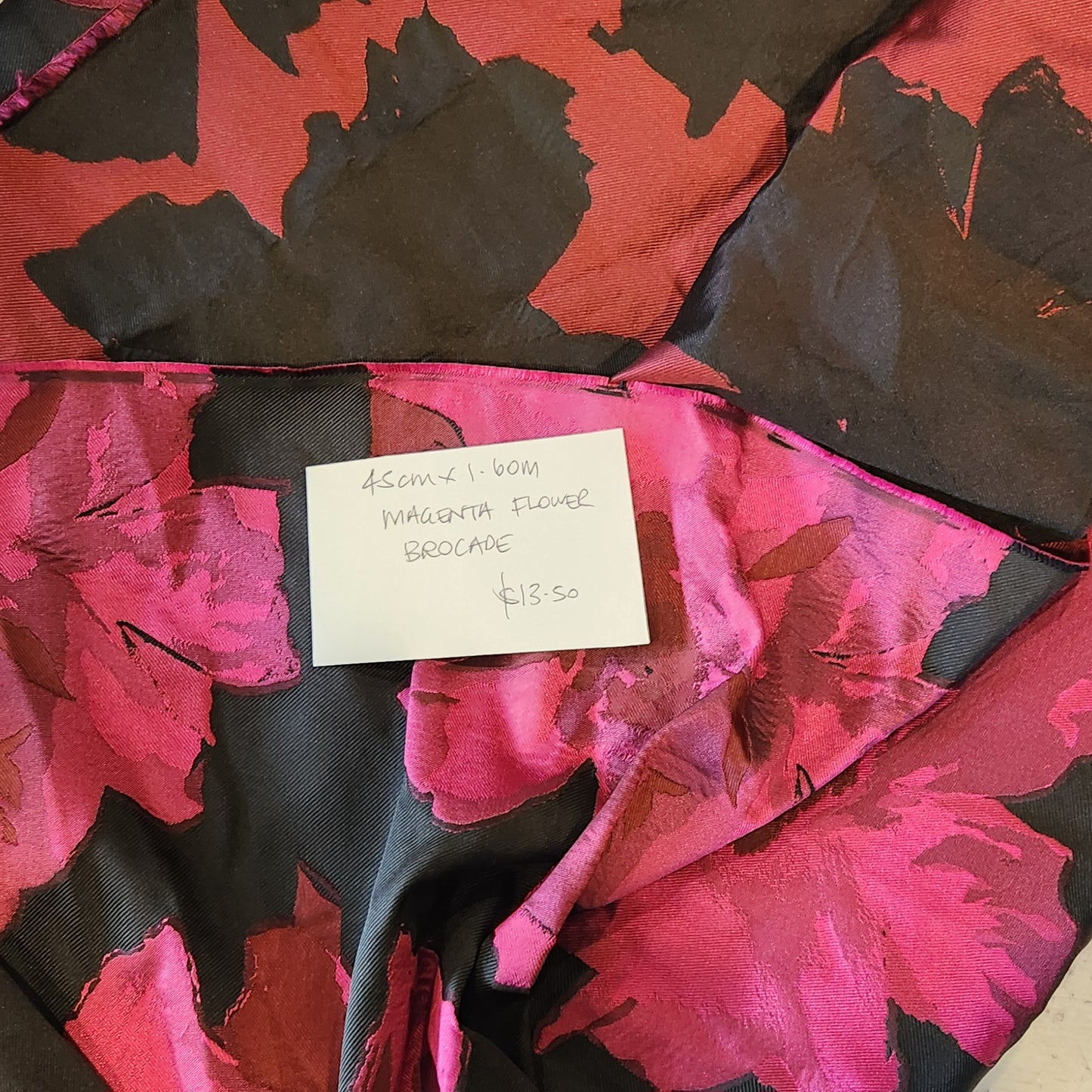 45cm Magenta flower brocade